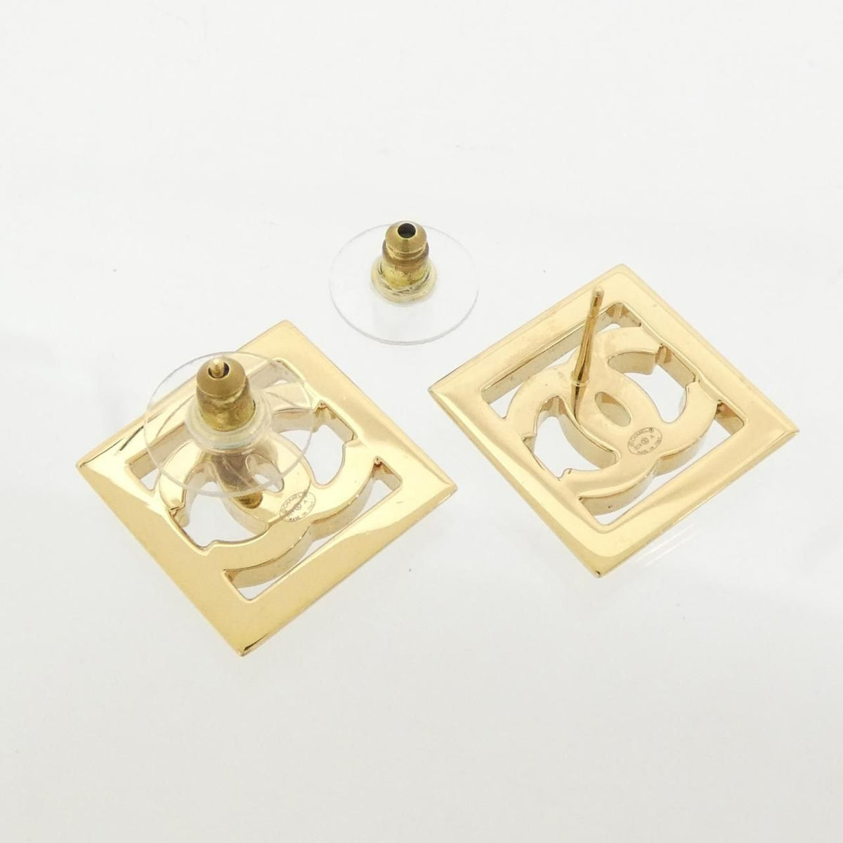 Chanel Earrings Gold — view 3