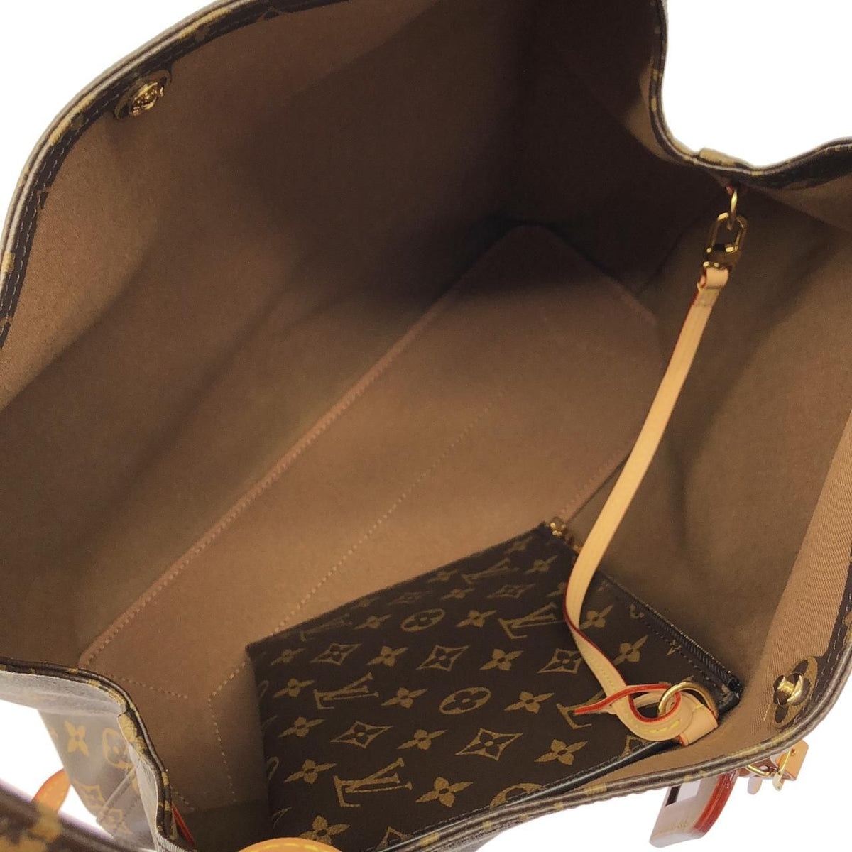 Louis Vuitton Monogram Atlantis GM — view 8