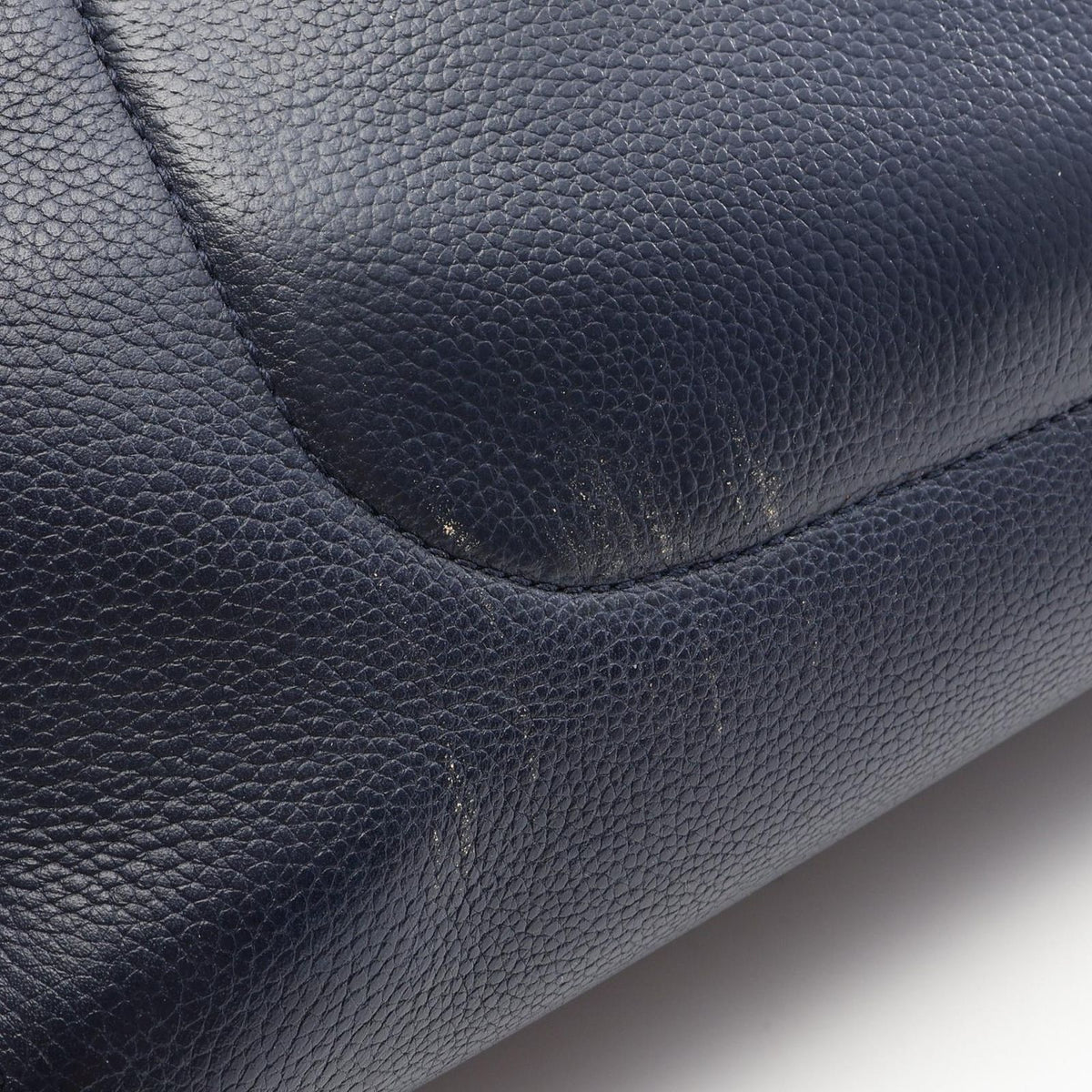 Chanel Tote Bag Neo Executive 2-Way Navy Leather — view 8
