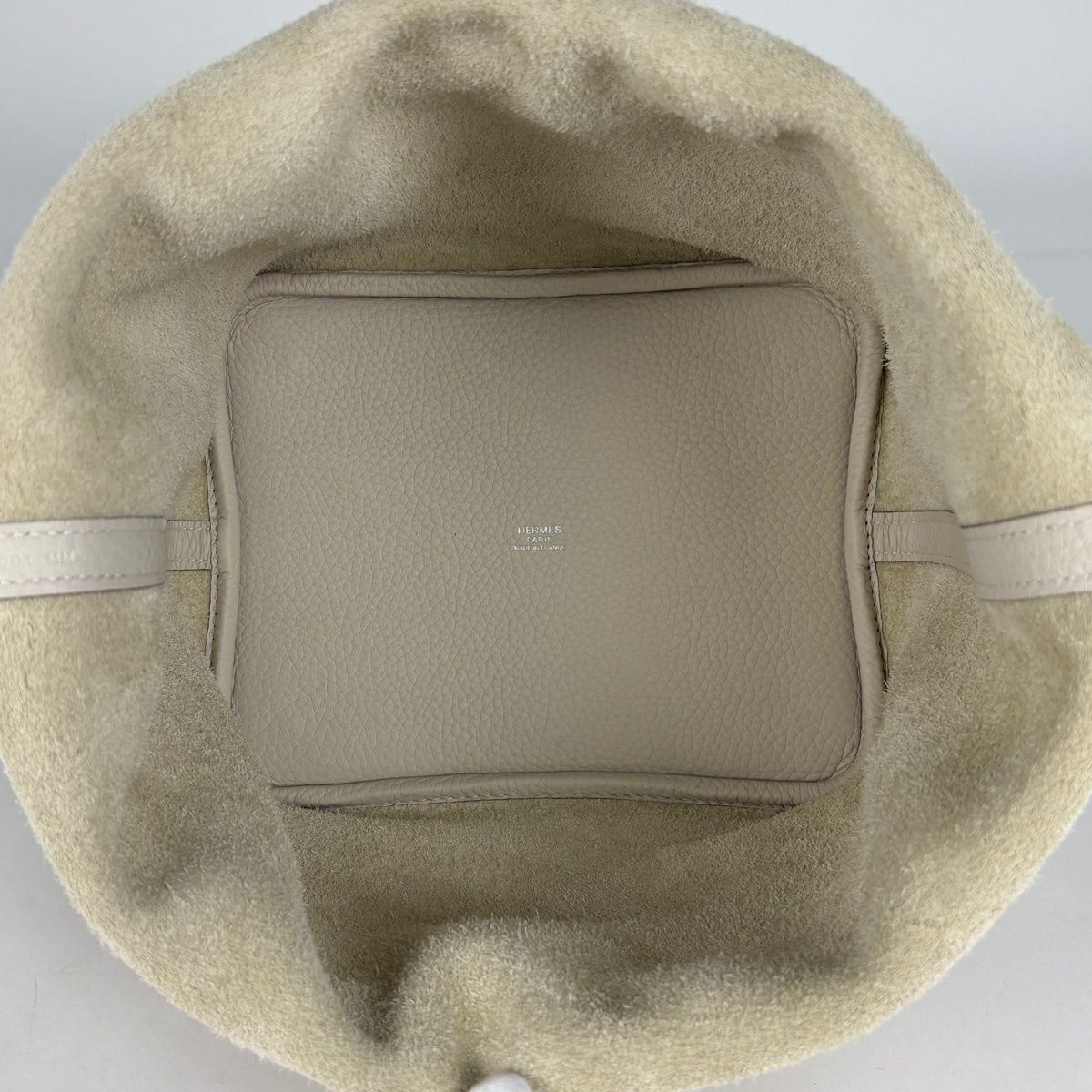 Hermes Picotin Lock MM Mini Bag Taurillon Clemence Cles — view 8