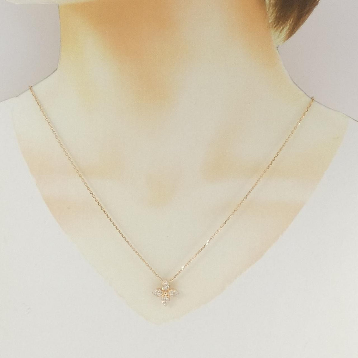 Louis Vuitton Pendentif Star Blossom Necklace — view 6