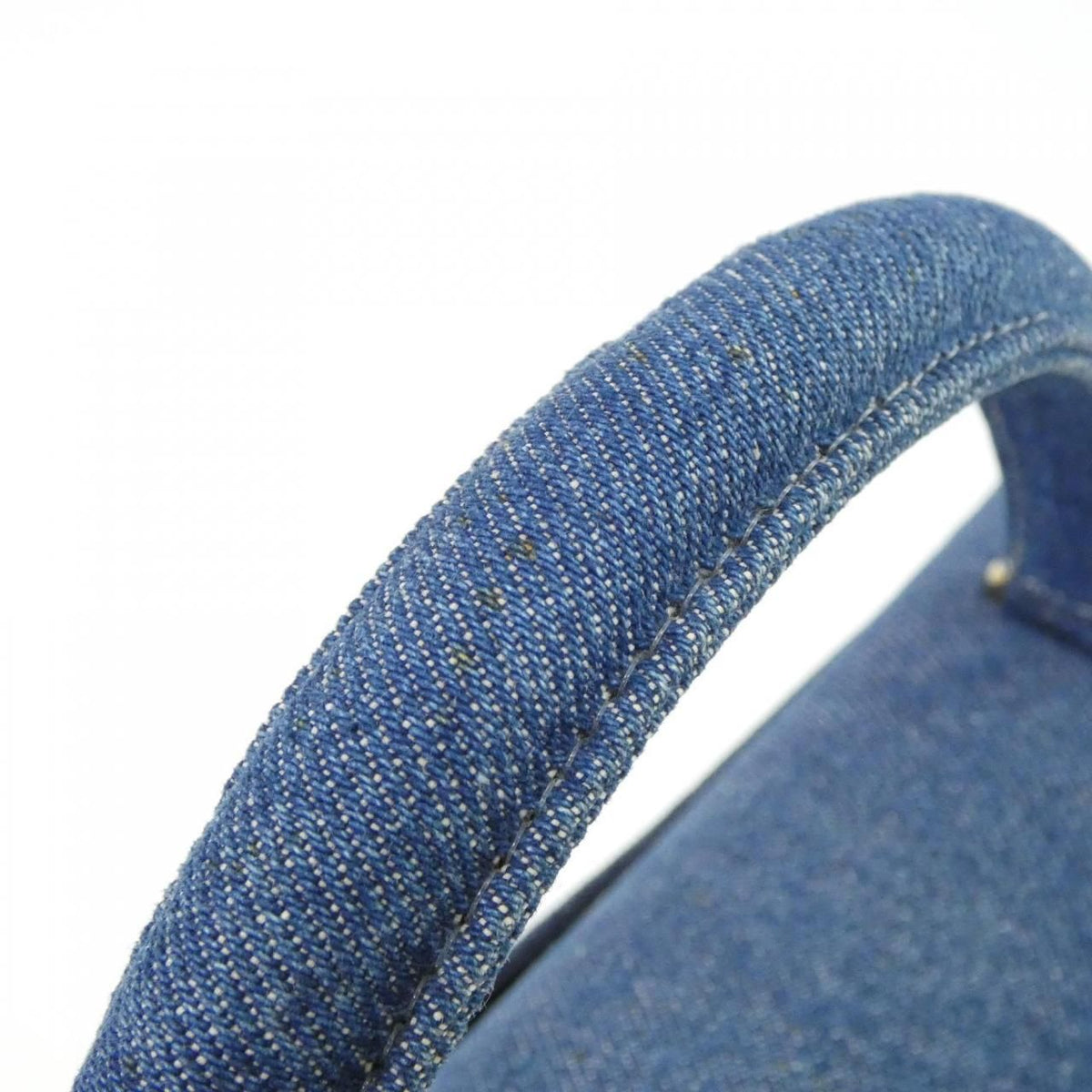 Chanel Vintage Bag Handbag Blue — view 8