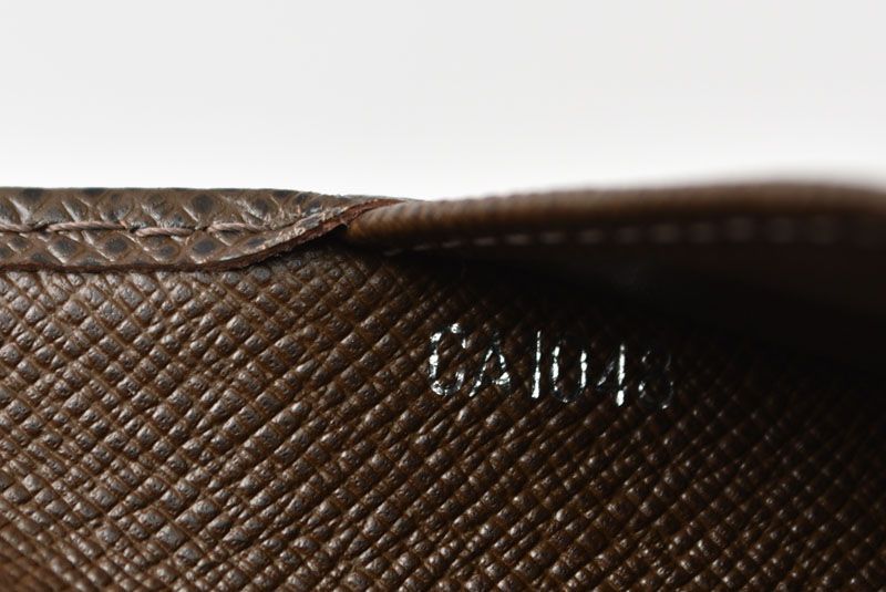 Louis Vuitton Notebook Cover Agenda PM Taiga Grizzly Dark Brown — view 9