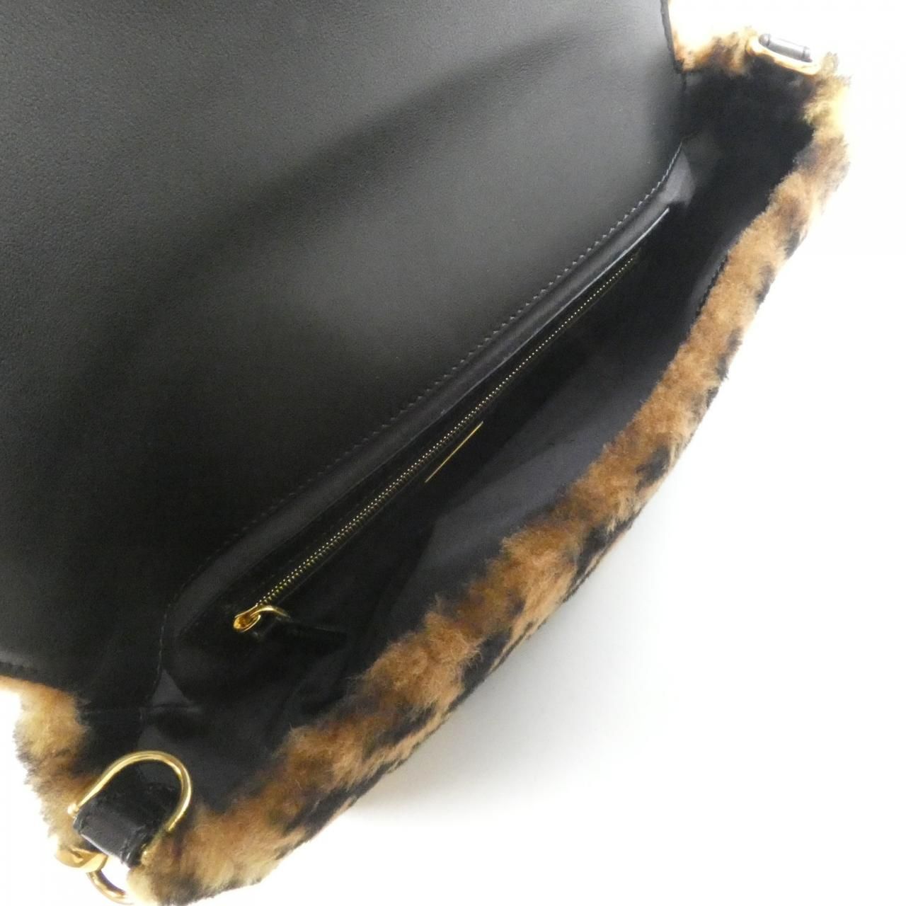 Fendi Baguette Shoulder Bag — view 6