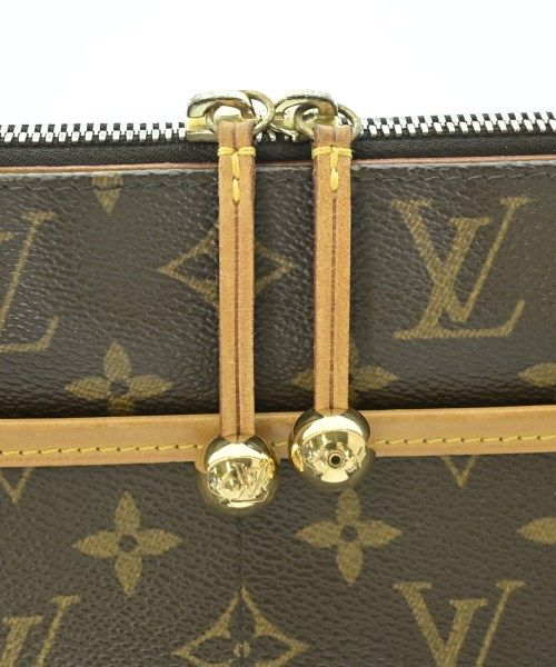 Louis Vuitton Shoulder Bag — view 8
