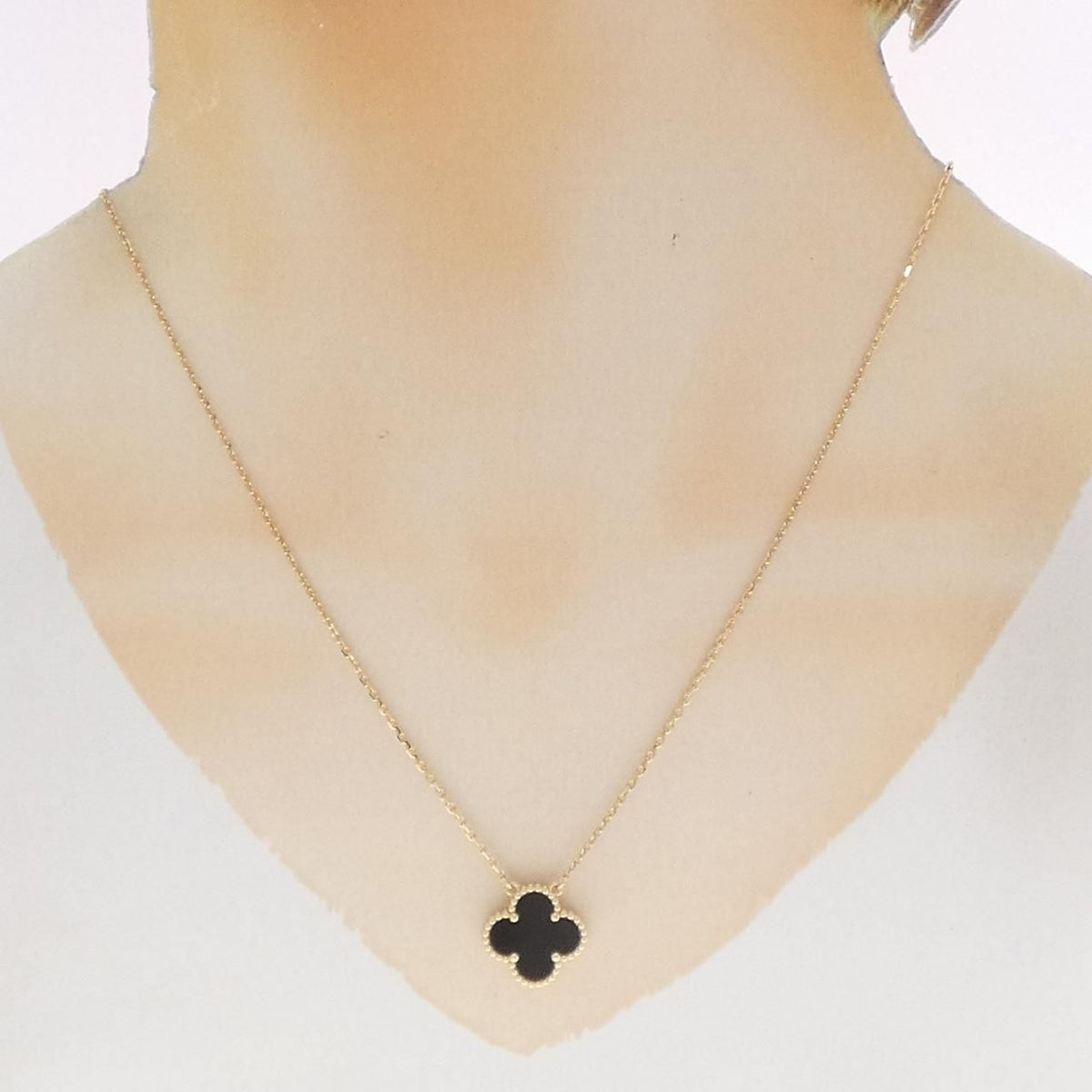 Van Cleef & Arpels Vintage Alhambra Necklace — view 5