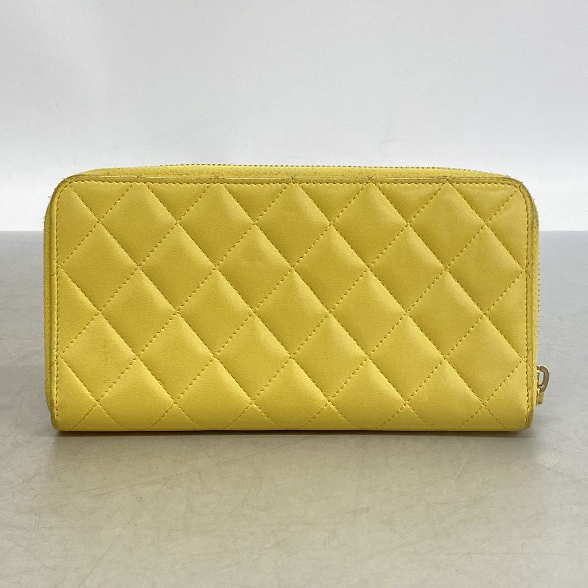 Chanel Wallet Quilted Lambskin Yellow Champagne Gold — view 8
