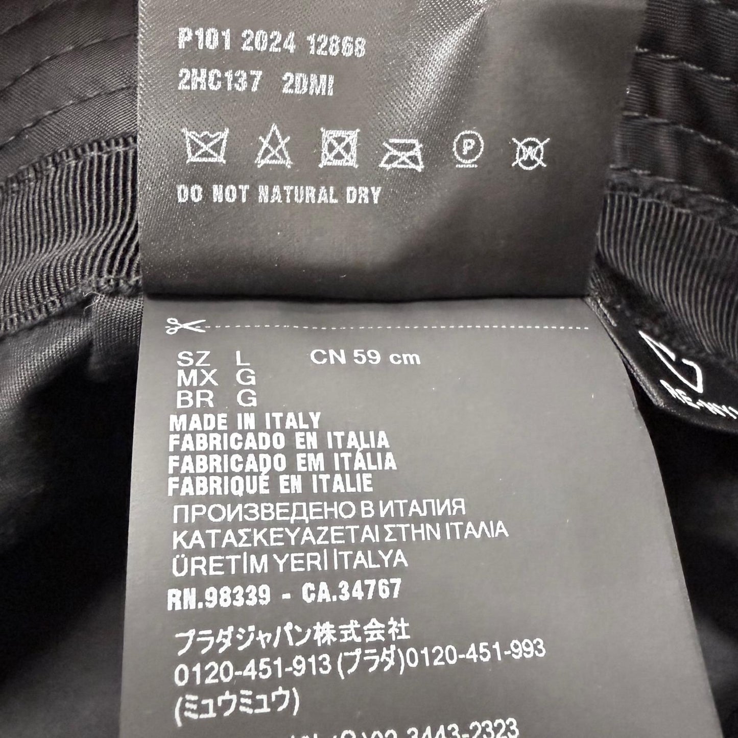 Prada Re-Nylon Triangle Logo Bucket Hat Black — view 9