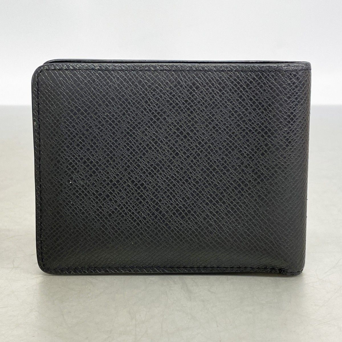 Louis Vuitton Billfold Taiga Portefeuille Calf Noir Wallet — view 8