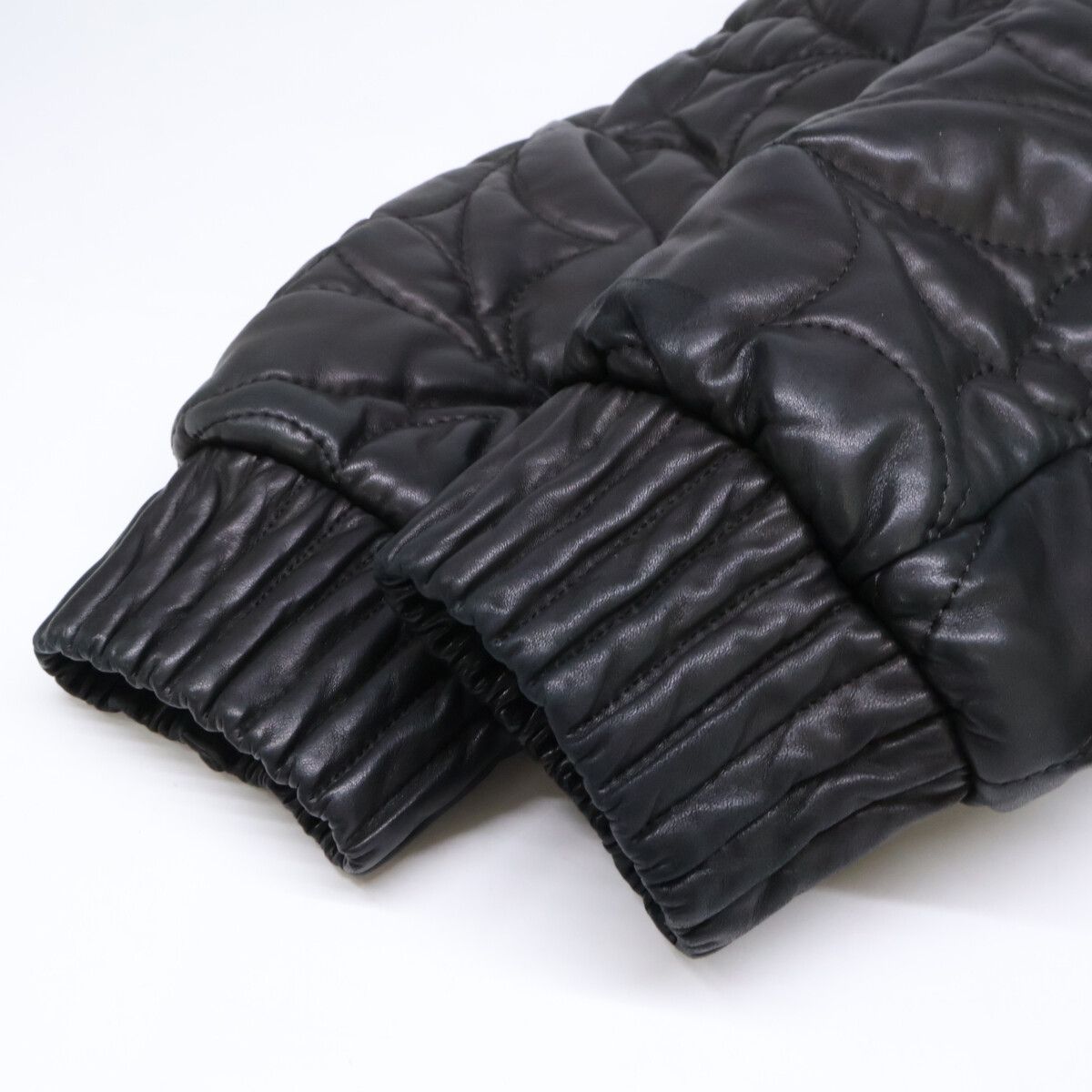 Louis Vuitton Et7 Monogram Flower Quilted Lambskin Jacket 50 — view 9