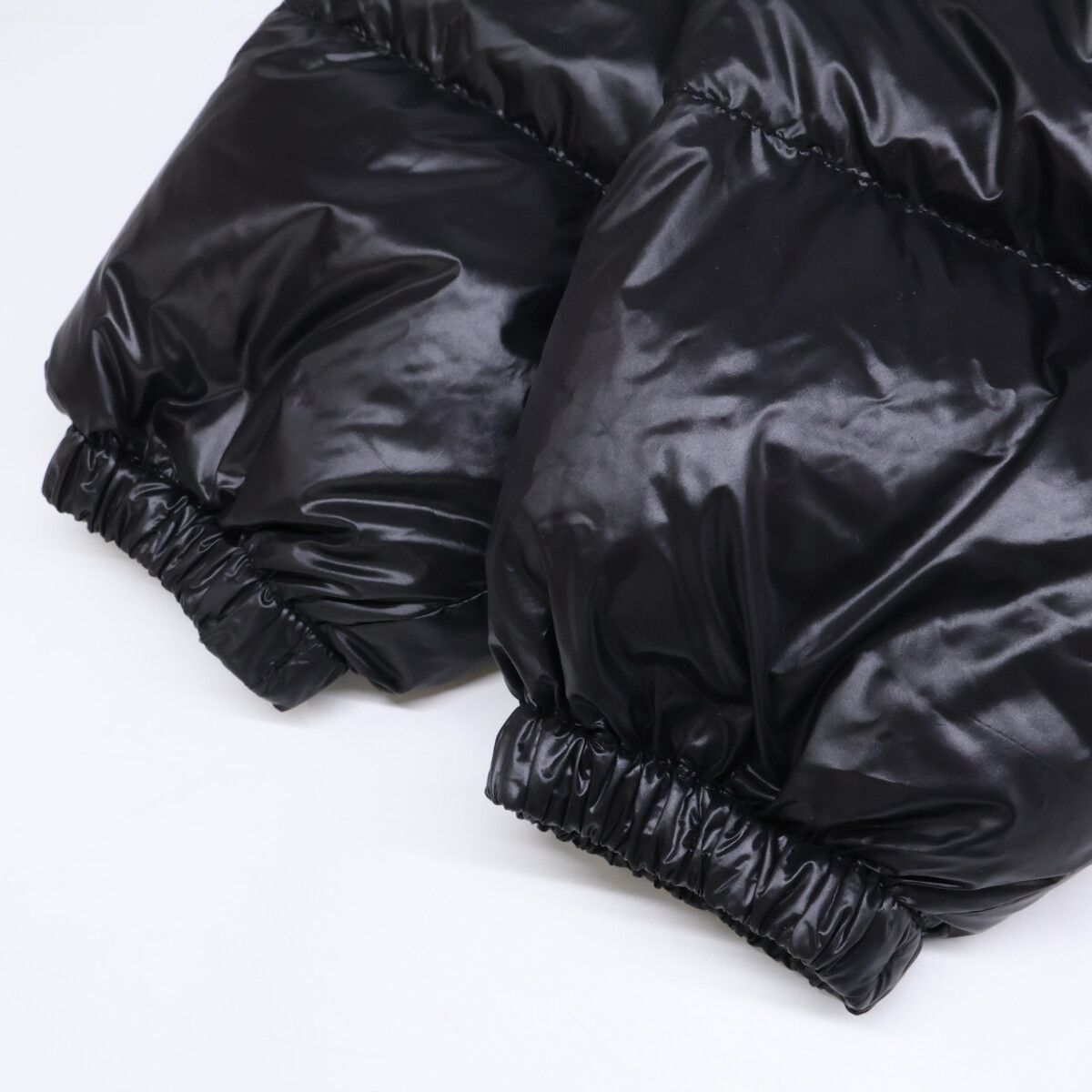 Prada Re-Nylon Cropped 2-Way Down Jacket 36 — view 9