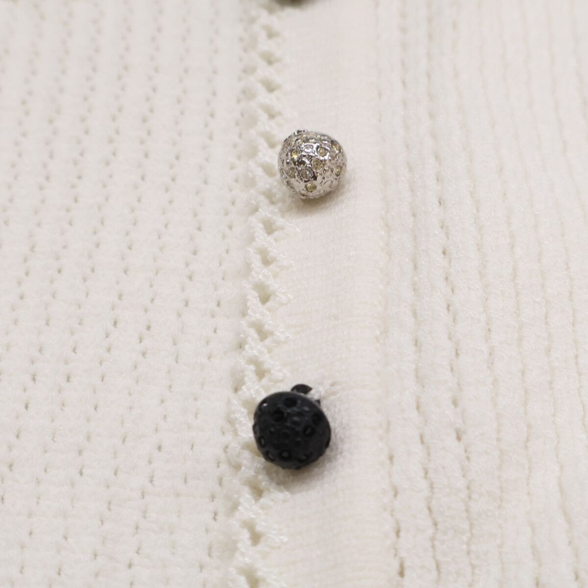 Chanel 07 Cru-z Collection 07c Visual Buttoncase Diggan 36 Cardigan — view 9
