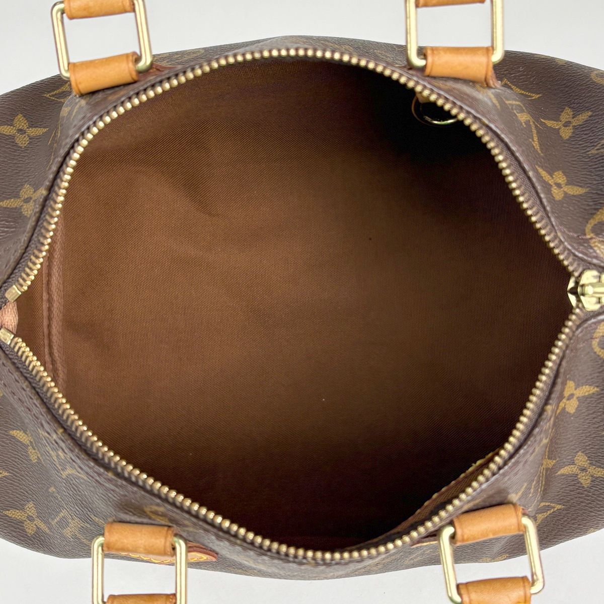 Louis Vuitton Speedy 25 Handbag Monogram Brown — view 8