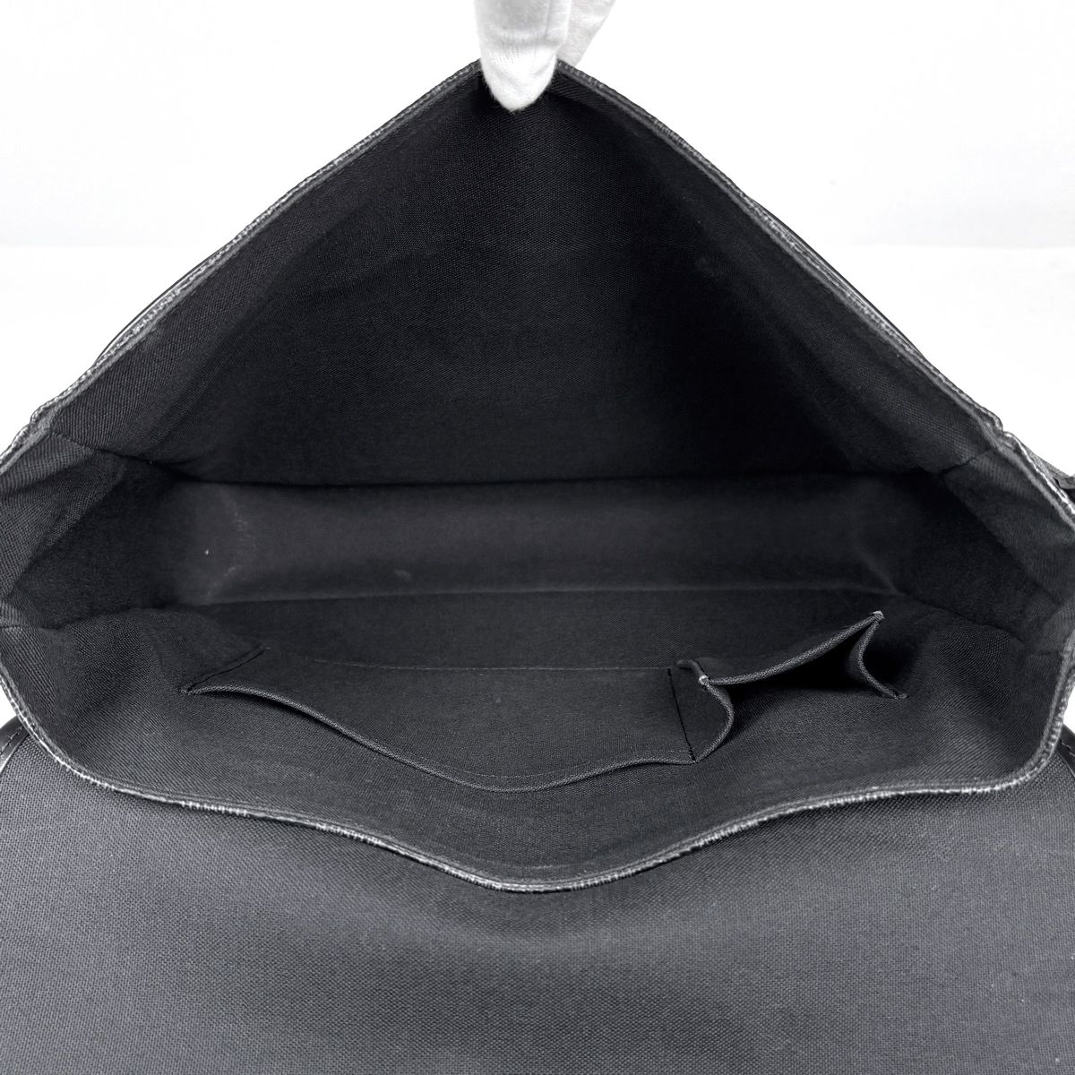 Louis Vuitton Daniel MM Shoulder Bag Damier Graphite Black — view 8
