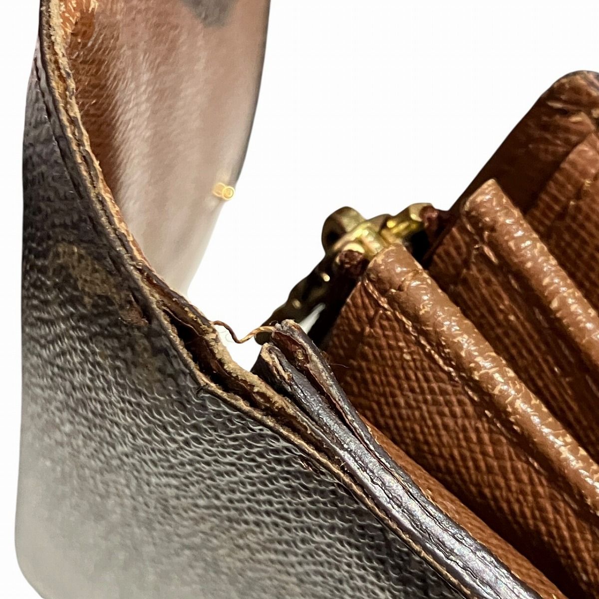Louis Vuitton Portefeuille Sarah Monogram Bifold Wallet Canvas — view 9