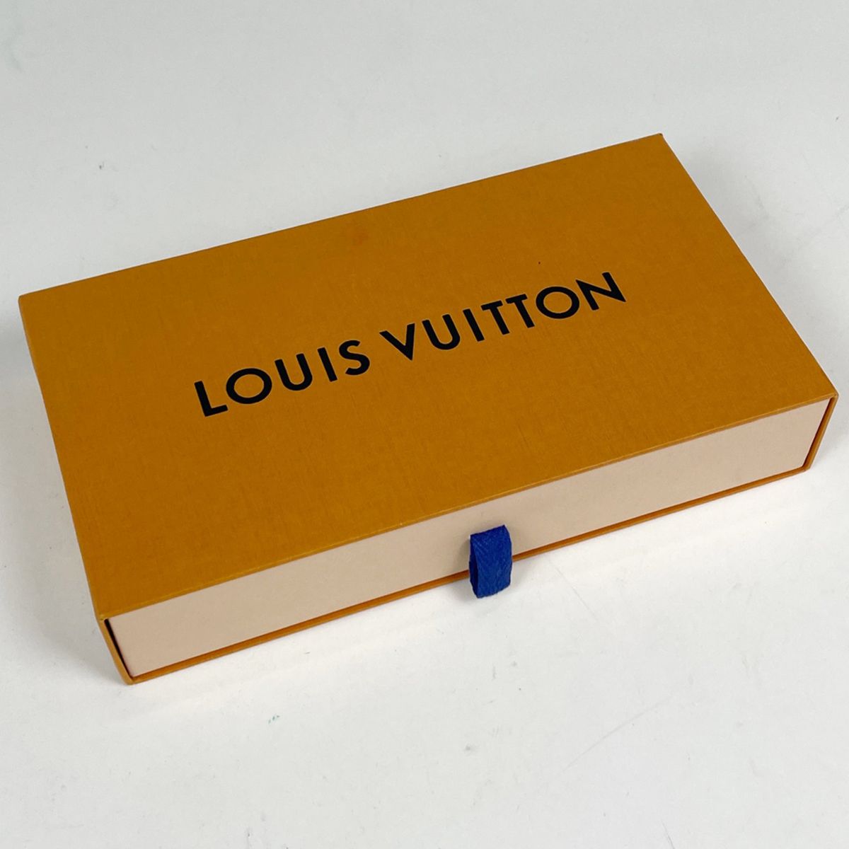 Louis Vuitton Portefeuille Sarah Wallet Monogram Empreinte Noir — view 8