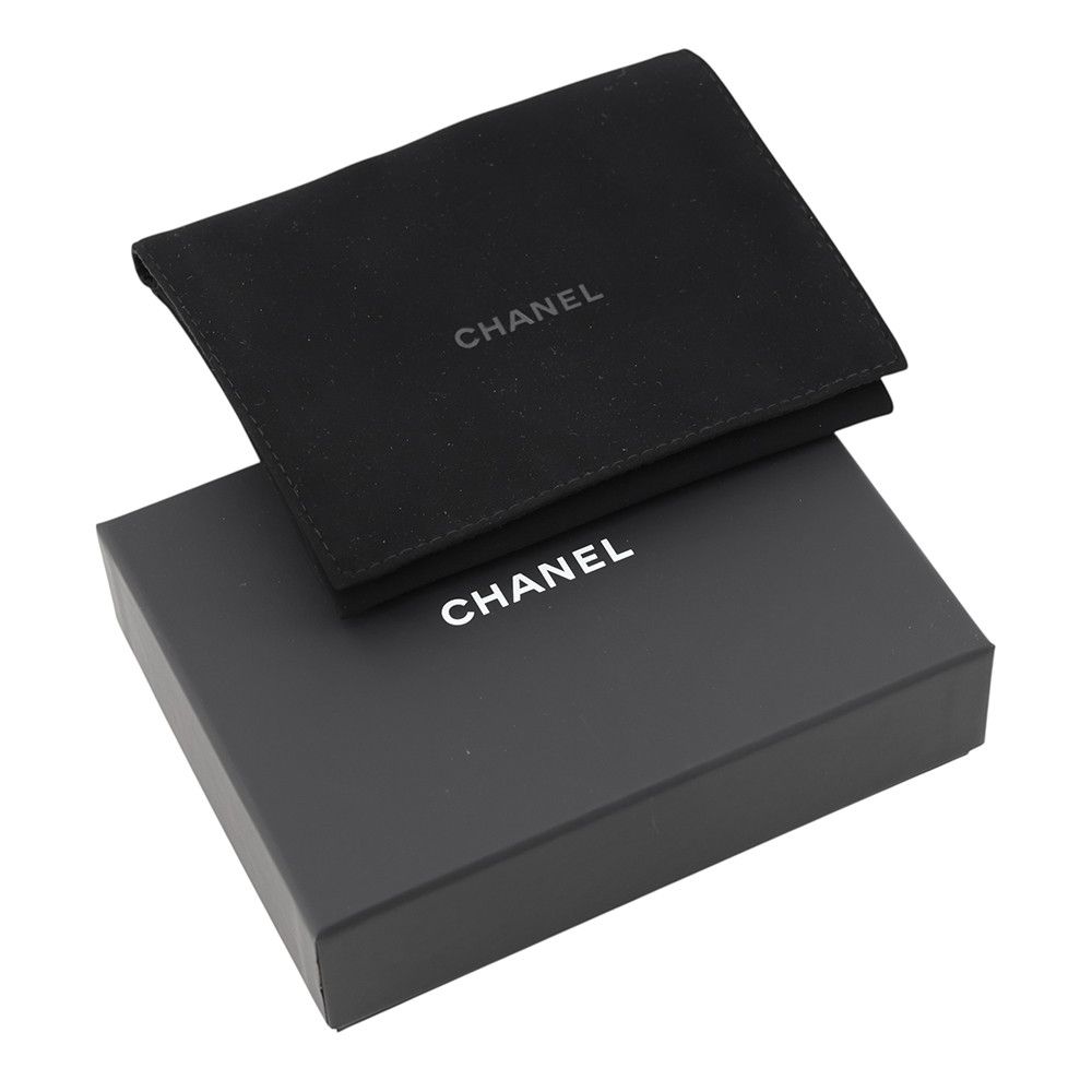 Chanel Coin Case Quilted CC Logo Fragment Caviar Leather Wallet Purse — view 6