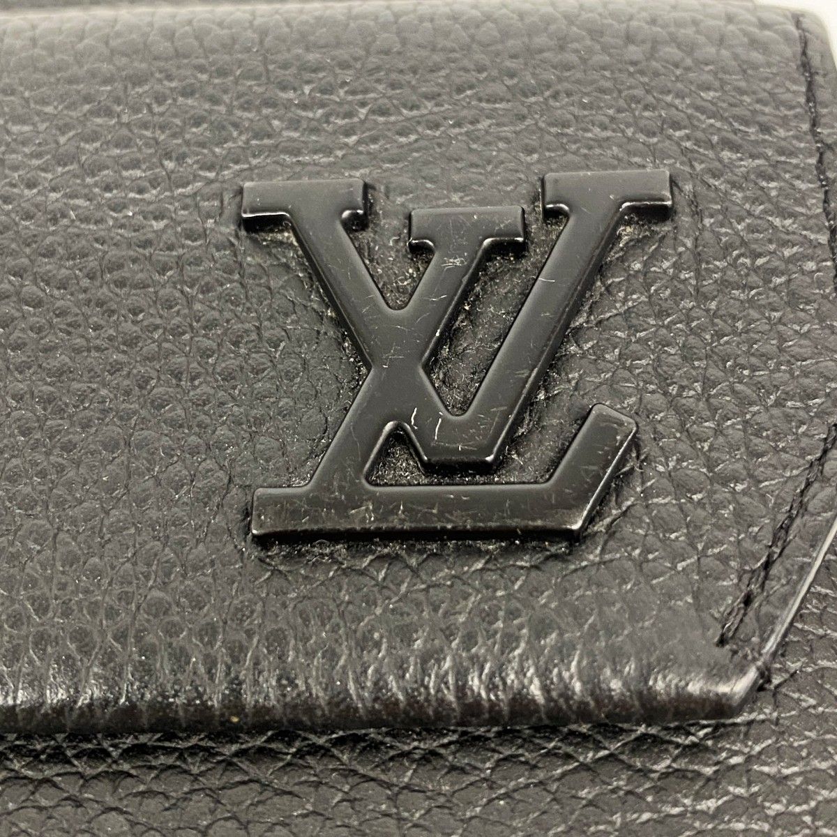 Louis Vuitton Wallet LV Aerogram Zippy Black — view 9