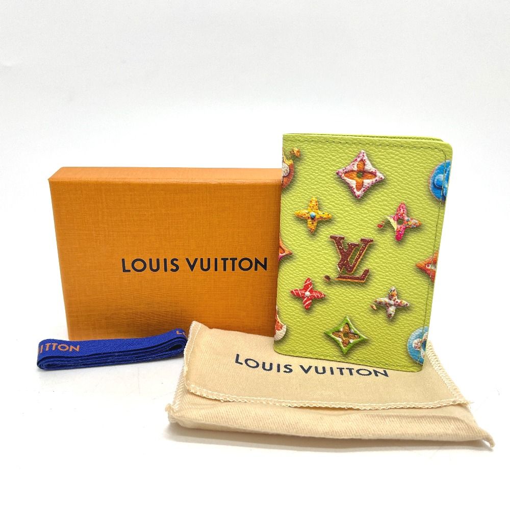 Louis Vuitton Card Case Organizer de Poche Leather Pistachio Green — view 9