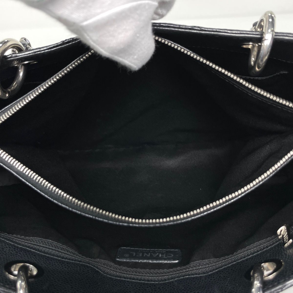 Chanel Tote CC Logo Quilted Grand Shopping GST Caviar Leather Black — view 8