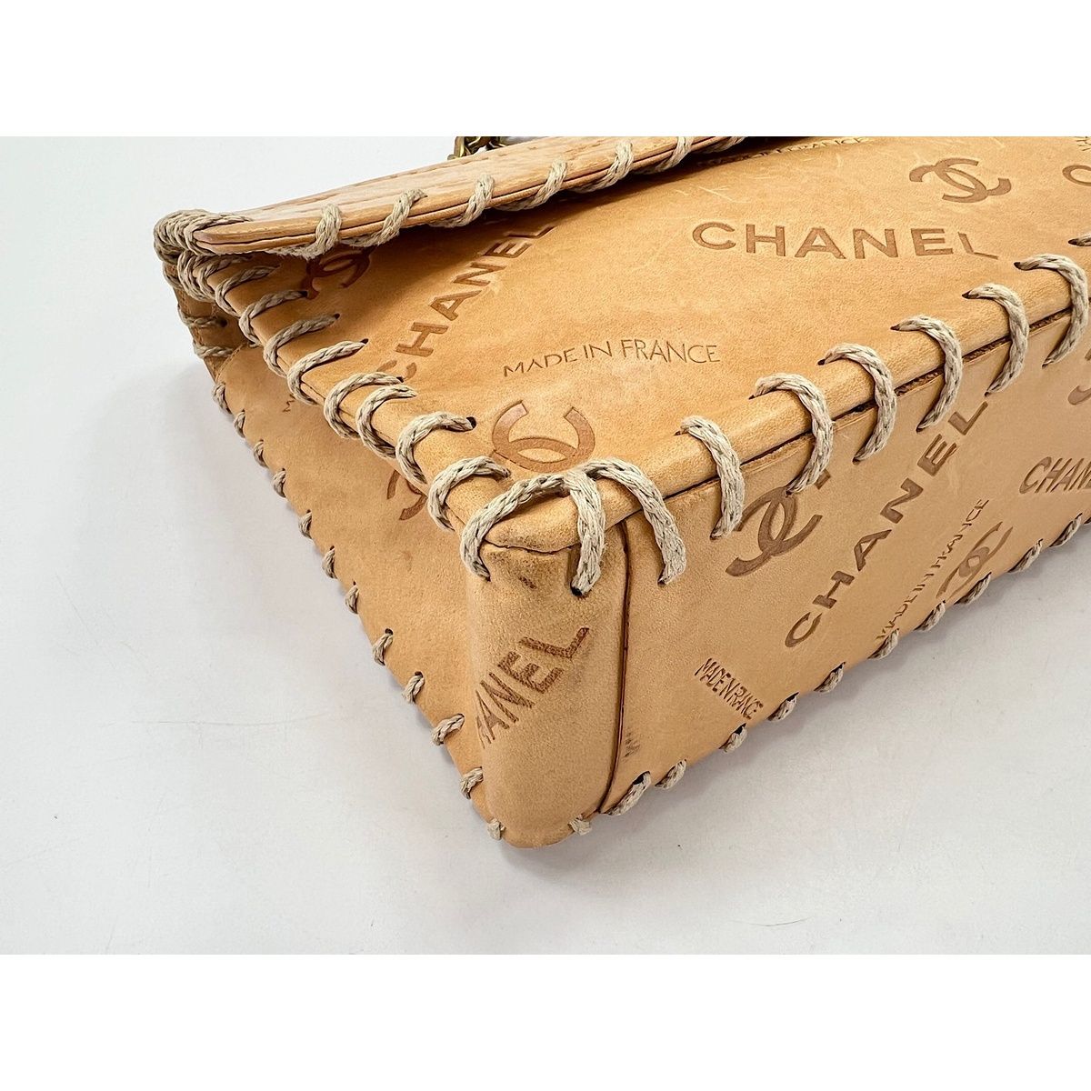 Chanel Shoulder Bag Maxi Quilted — view 8