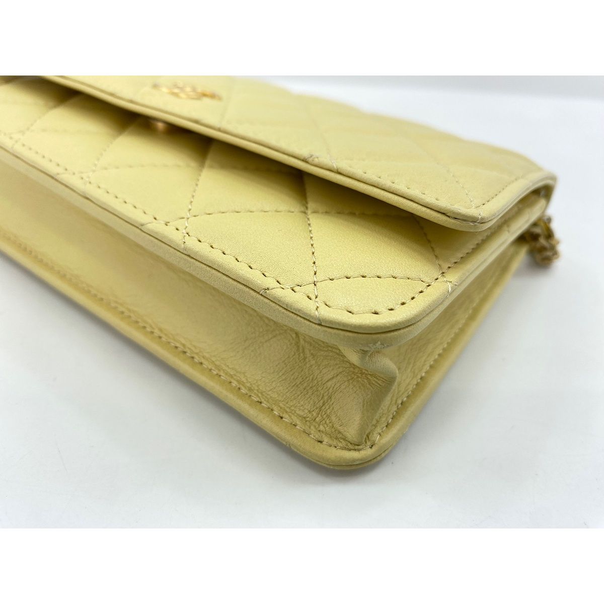 Chanel Shoulder Bag Mini Quilted — view 8