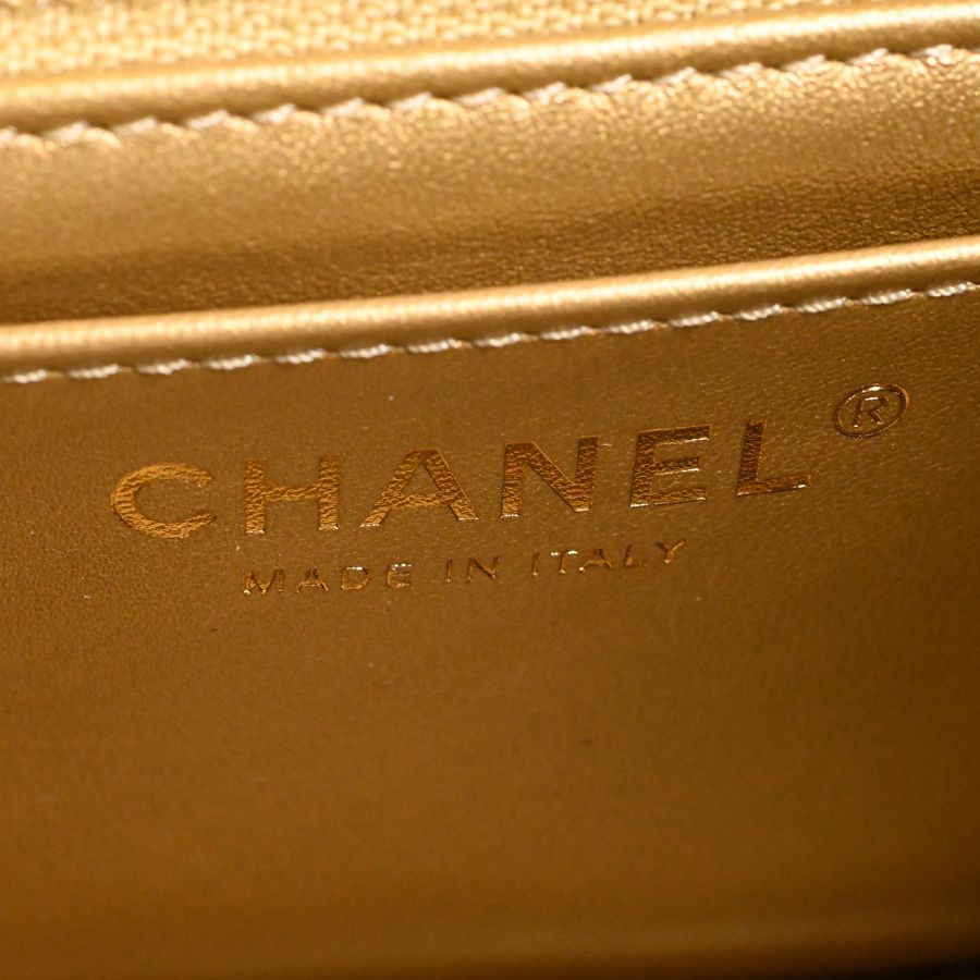 Chanel Shoulder Bag Miniflap — view 6