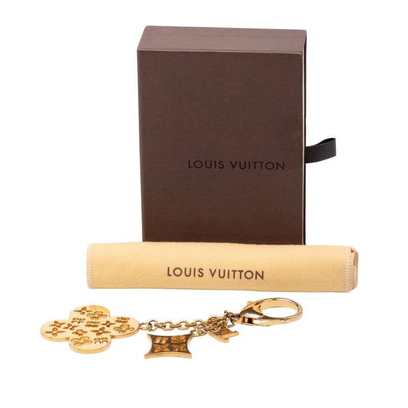 Louis Vuitton Monogram Flower Ivy Bag Charm Key Holder Gold Plated — view 6