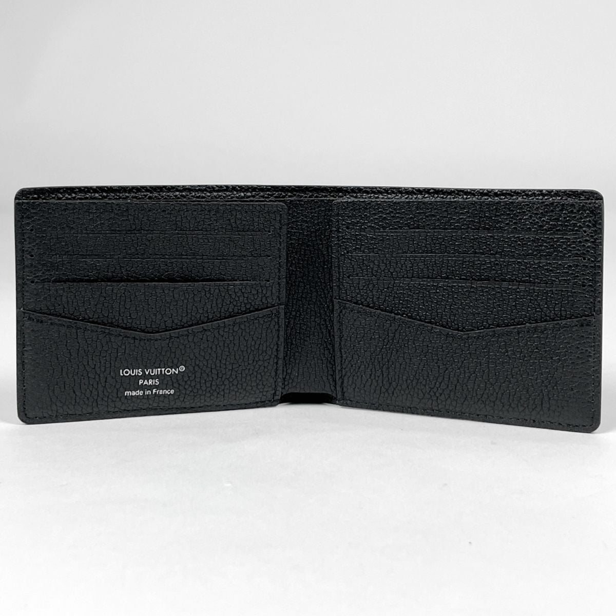 Louis Vuitton Portefeuille Calf Bifold Wallet Damoflage Leather Noir — view 6