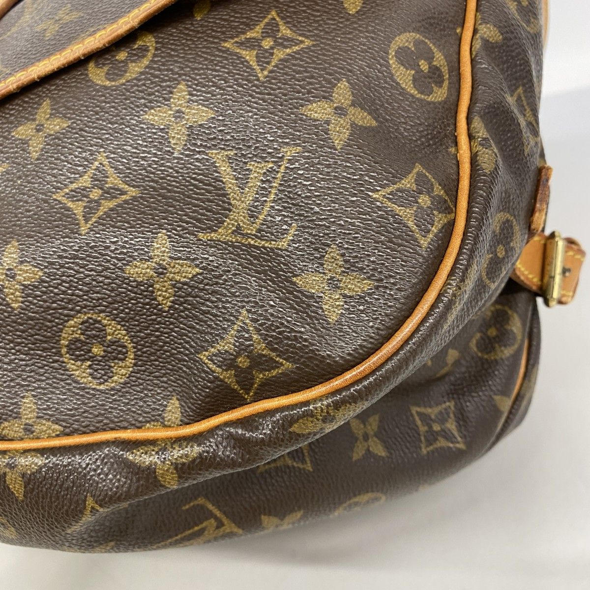 Louis Vuitton Shoulder Bag Monogram Saumur 30 Brown — view 8