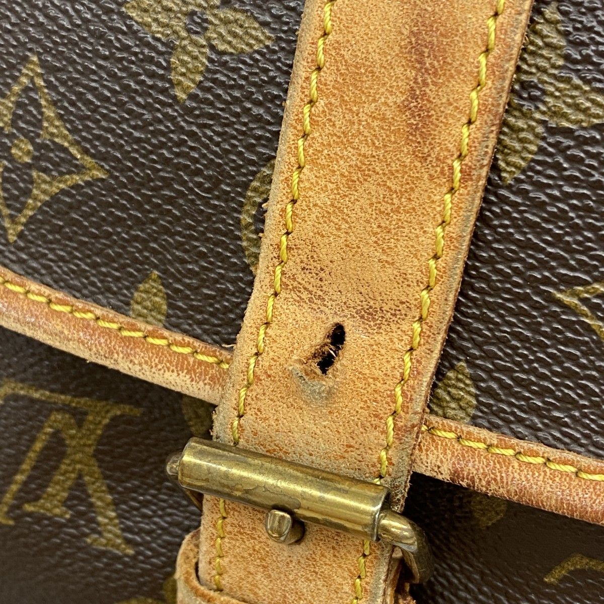 Louis Vuitton Shoulder Bag Monogram Saumur 35 Brown — view 8