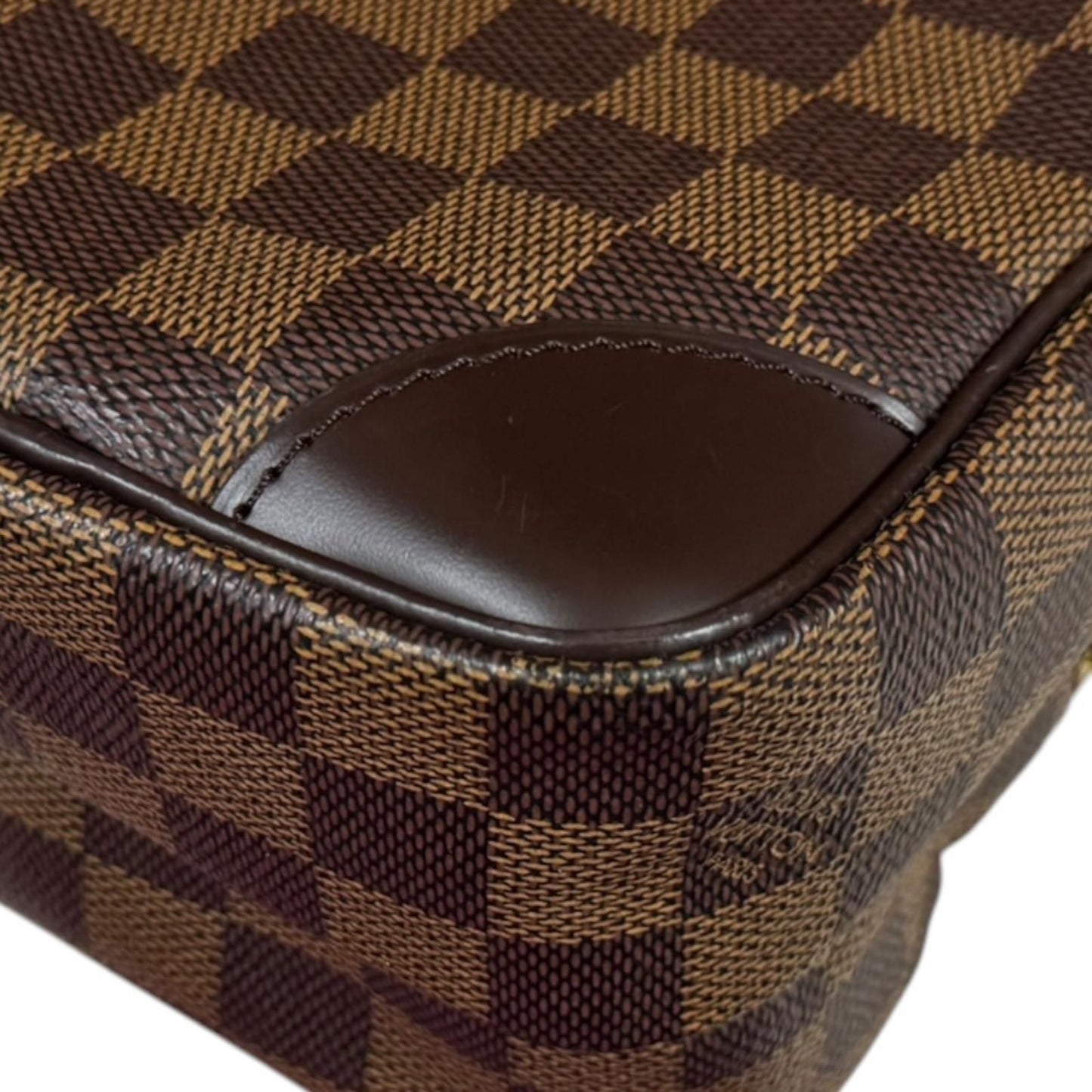 Louis Vuitton Amazon Damier Shoulder Bag Damiercanvas Brown Second — view 8