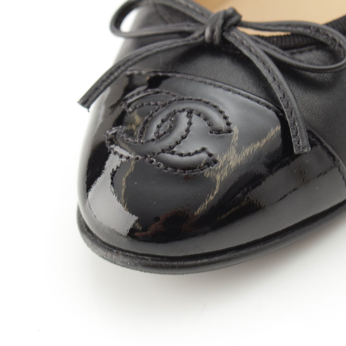 Chanel Leather CC Logo Flat Ballet Shoes Black — view 8