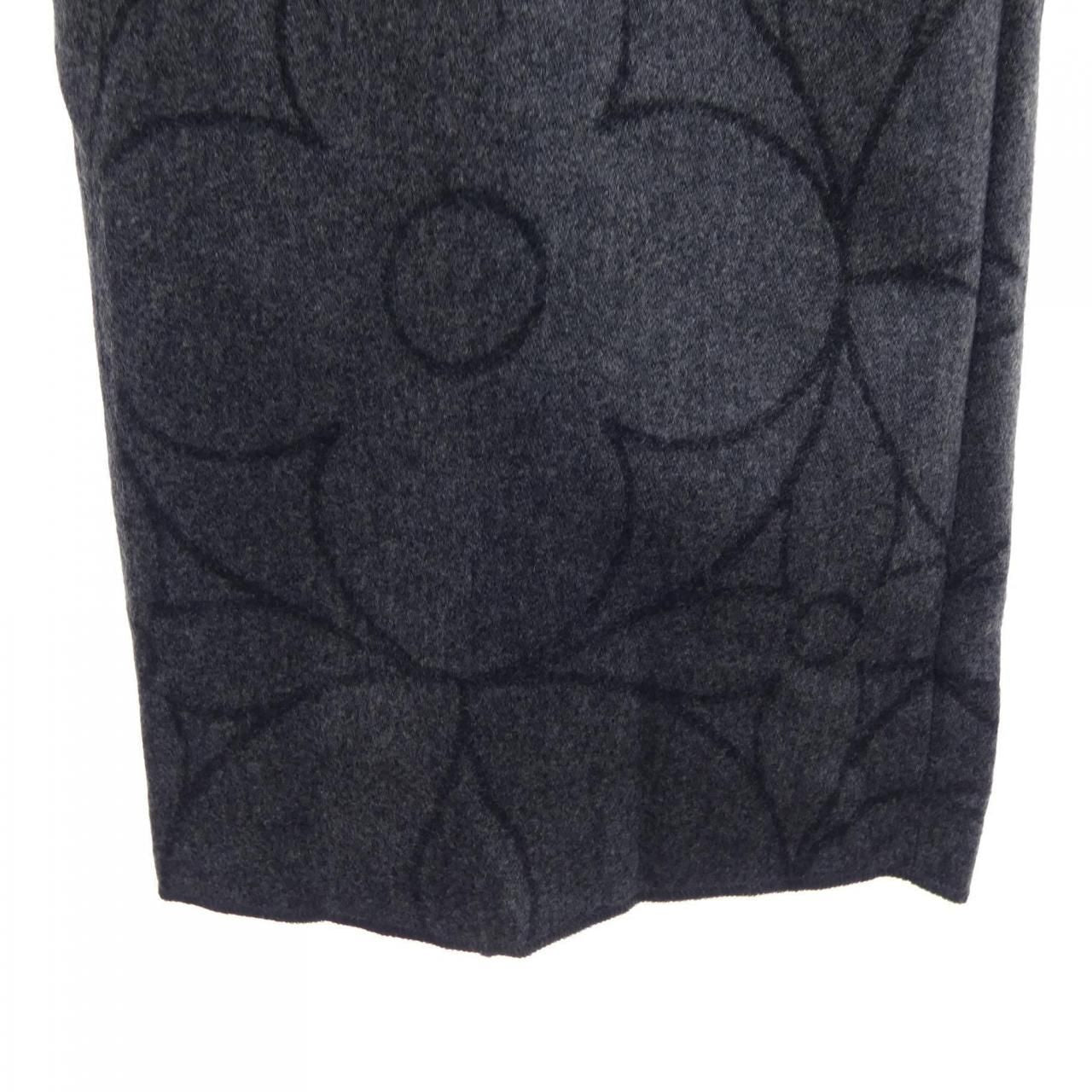 Louis Vuitton Elastic Catered Waist Trousers Pants — view 6