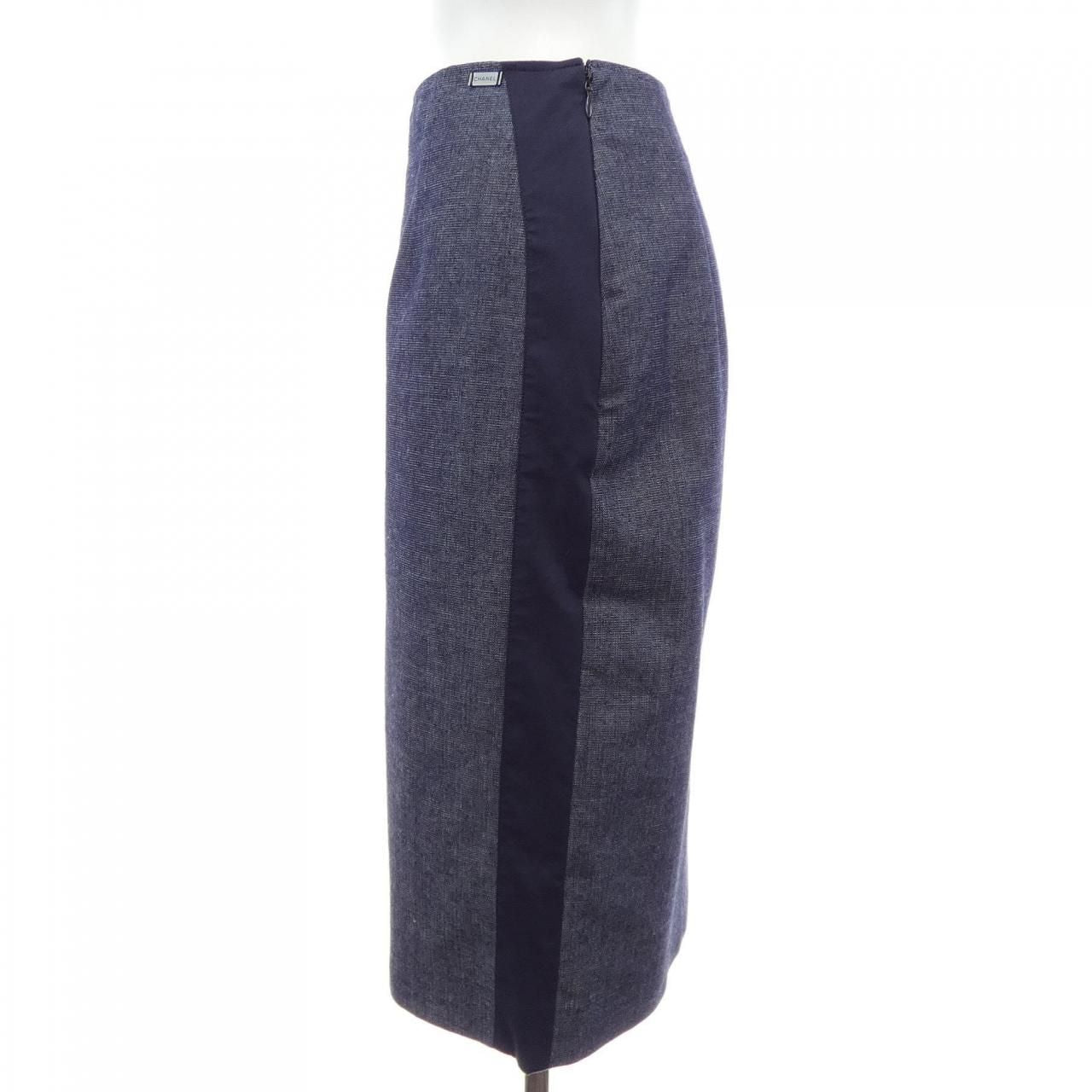 Chanel Vintage Ideentification 00c Skirt — view 8