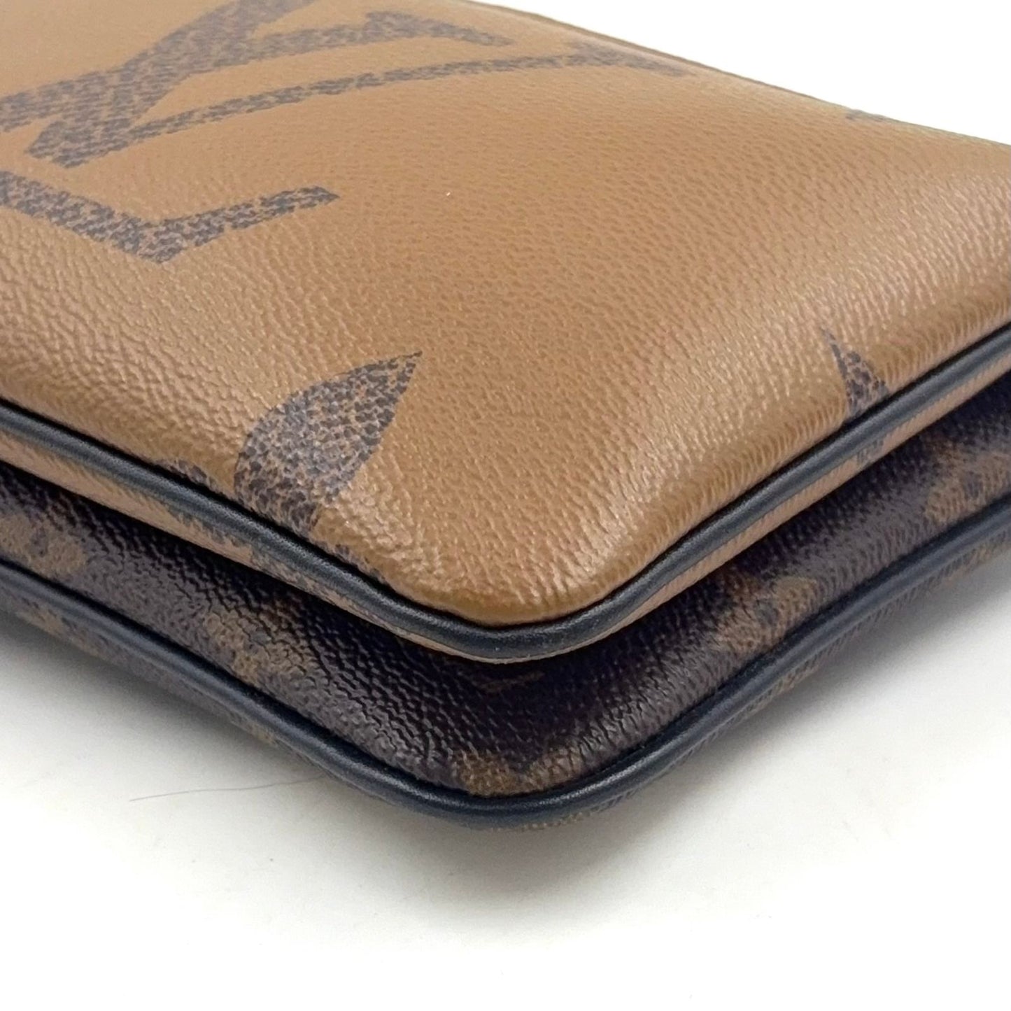 Louis Vuitton Pochette Zip Monogram Giant Reverse Leather Brown Black Shoulder — view 8