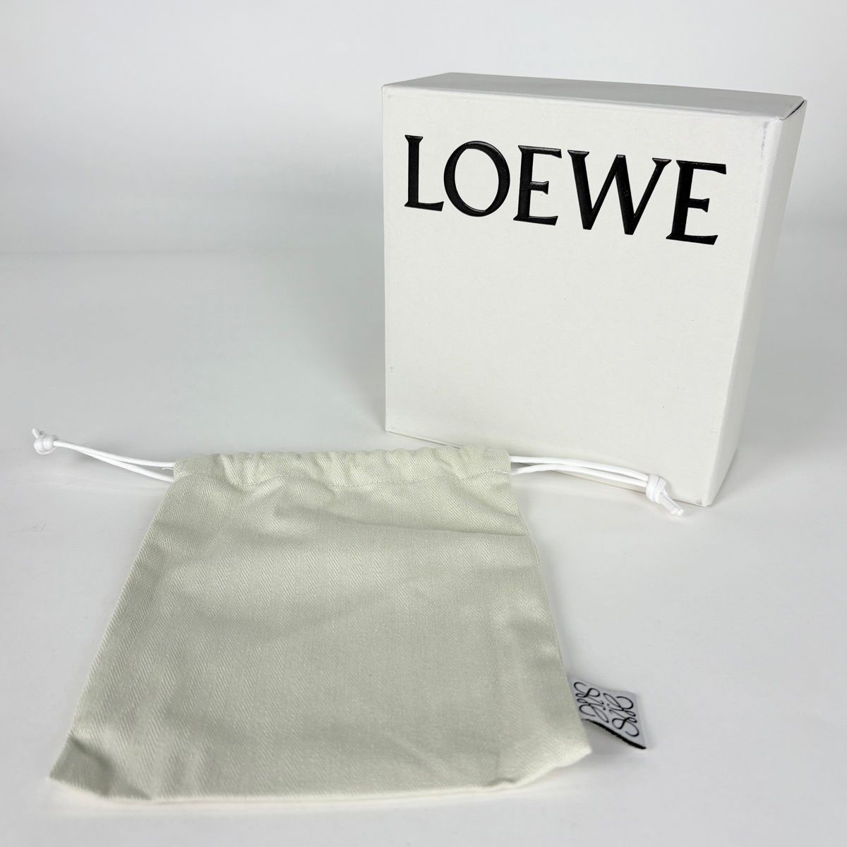 Loewe Trifold Wallet Anagram Leather Gray — view 7