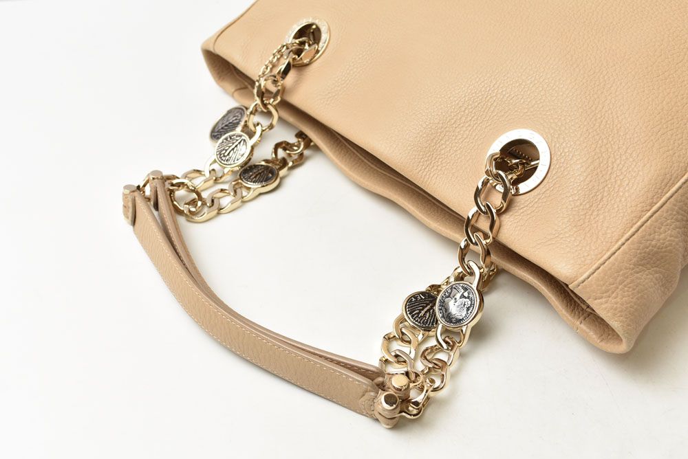 Bvlgari Tote Monete Leather Chain Beige — view 8