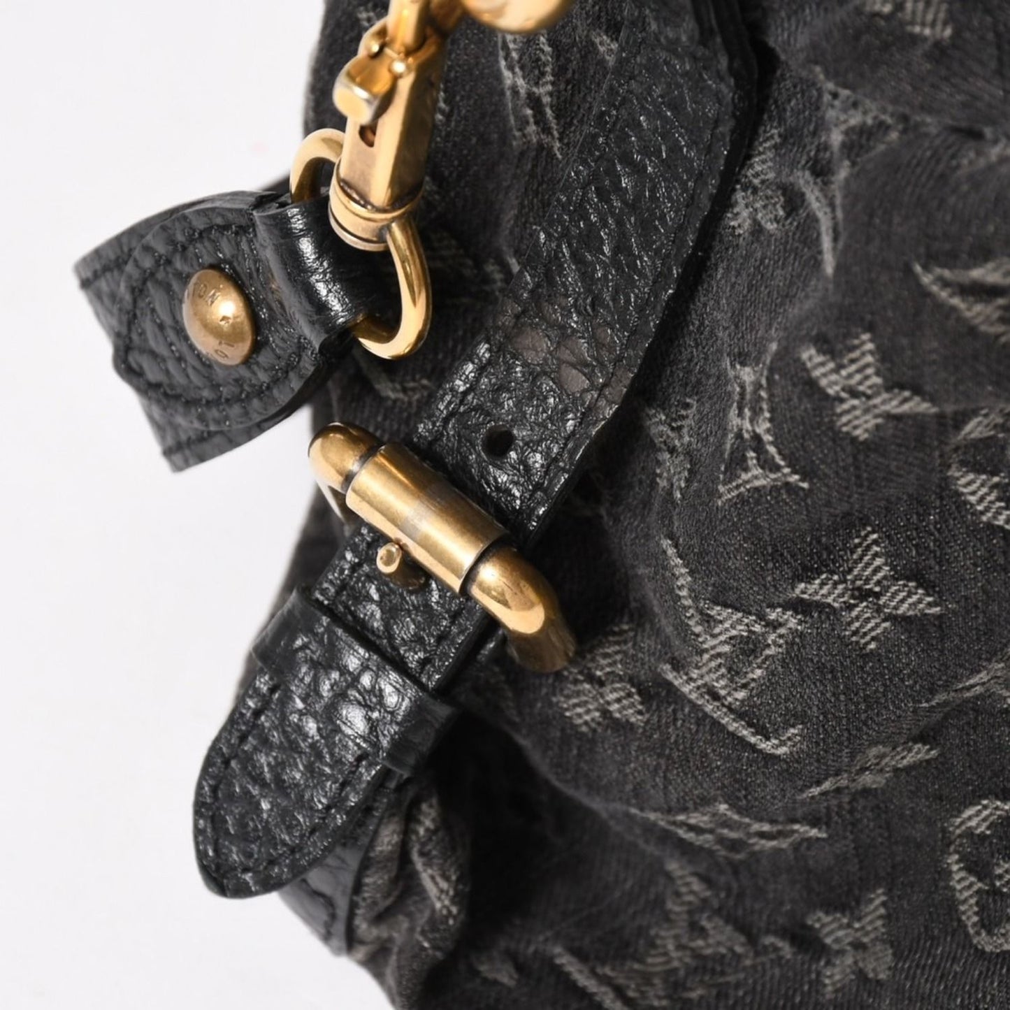 Louis Vuitton Neo Cabby MM 2-Way Bag Monogram Denim Black Gold — view 8
