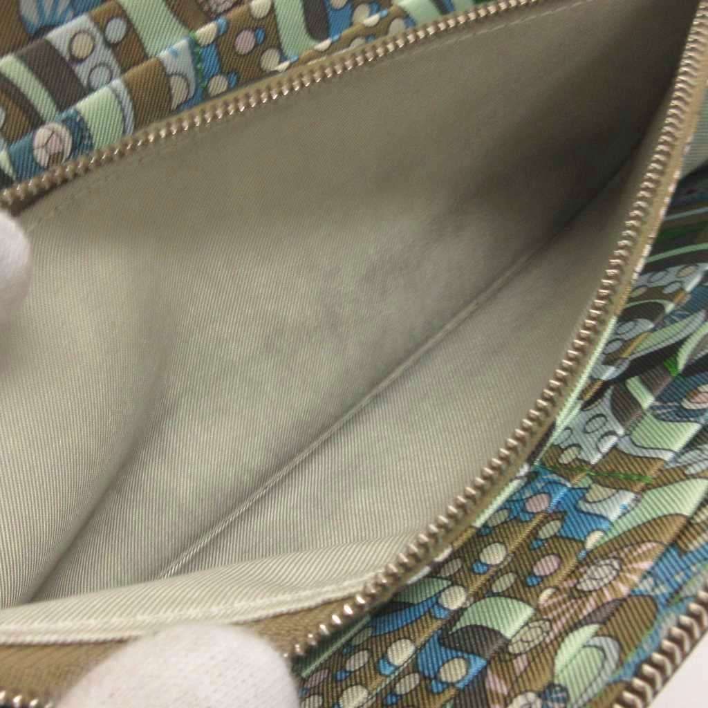 Hermes Silk in Wallet Zip Around Coin Purse Inside All Over Pattern Leather — view 9
