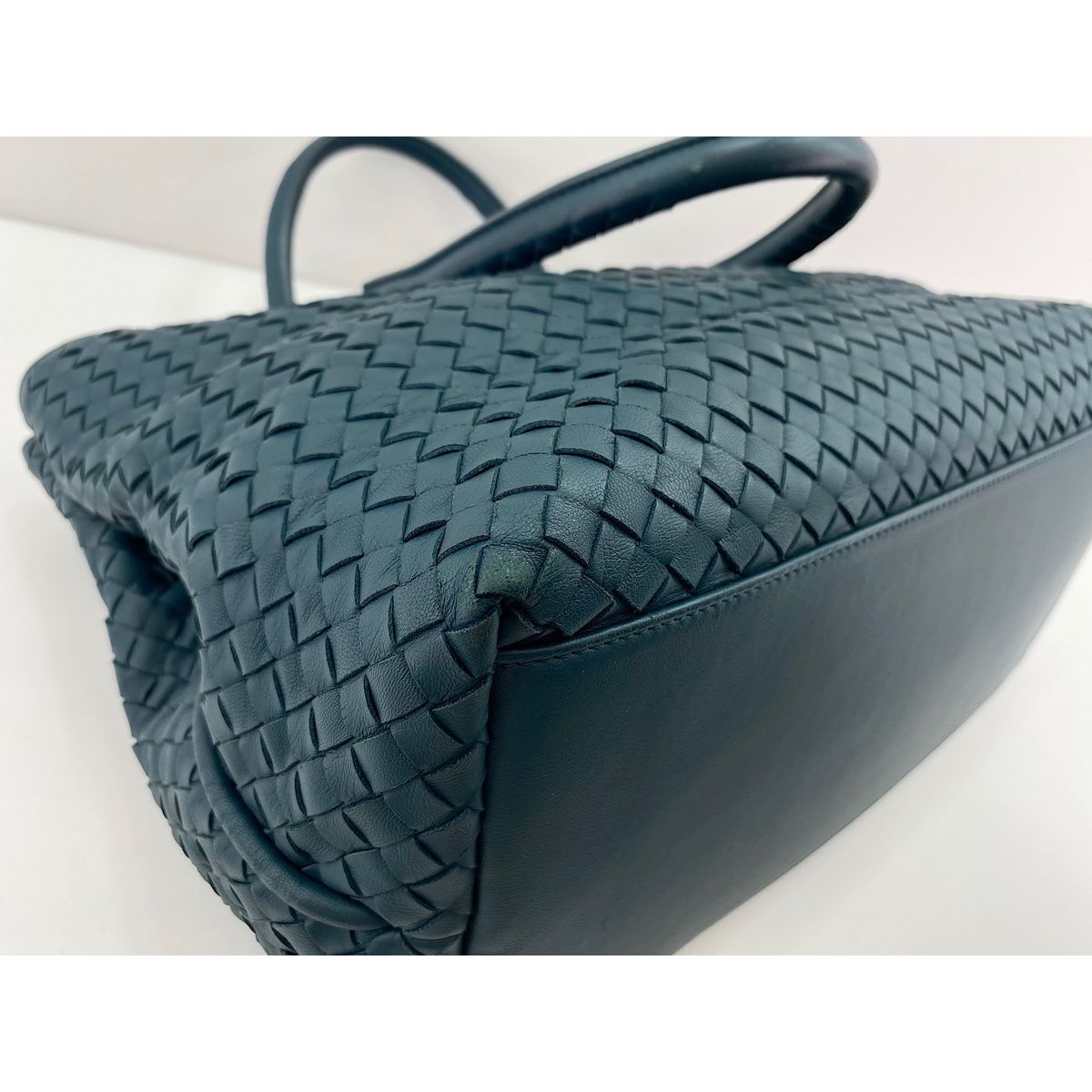 Bottega Veneta Handbag Intrecciato — view 8
