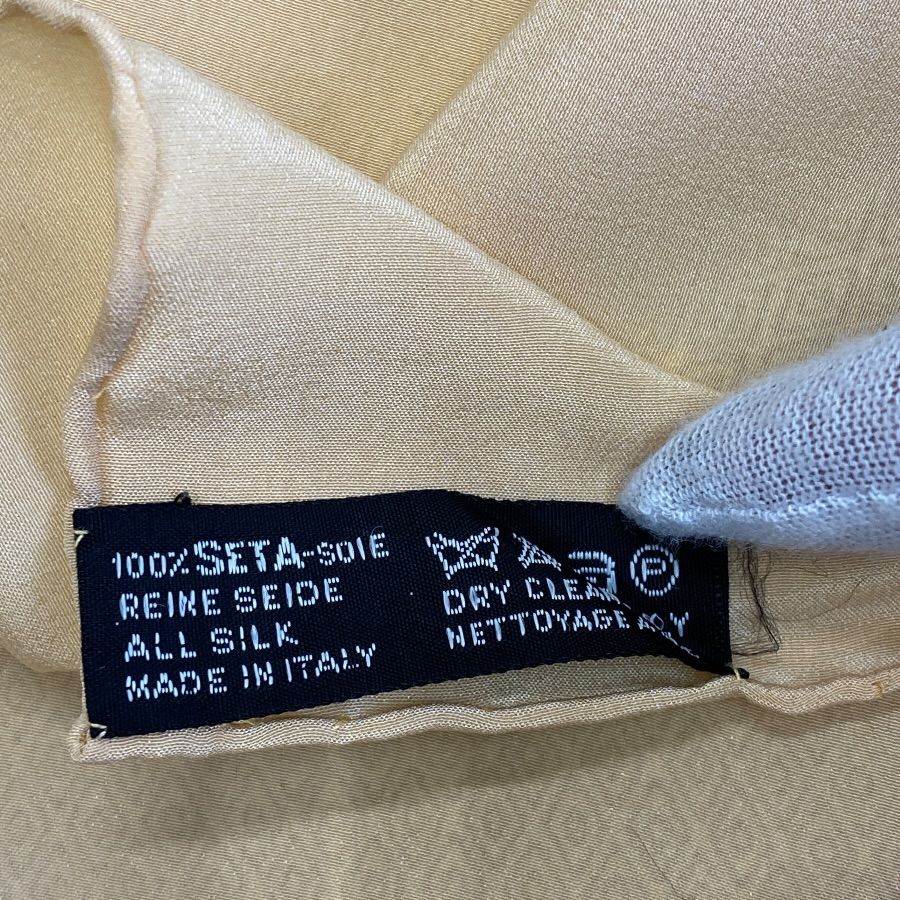 Chanel Scarf Shawl Camellia Silk Beige — view 8