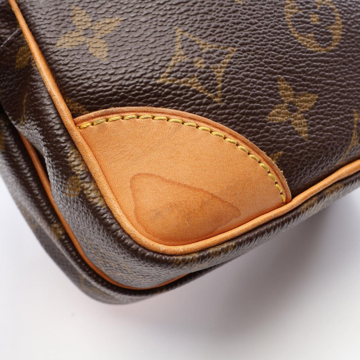 Louis Vuitton Shoulder Bag Amazon Canvas Leather — view 8