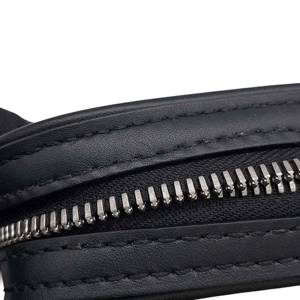 Louis Vuitton Shoulder Bag Epi Danube PM LV Circle Black — view 8