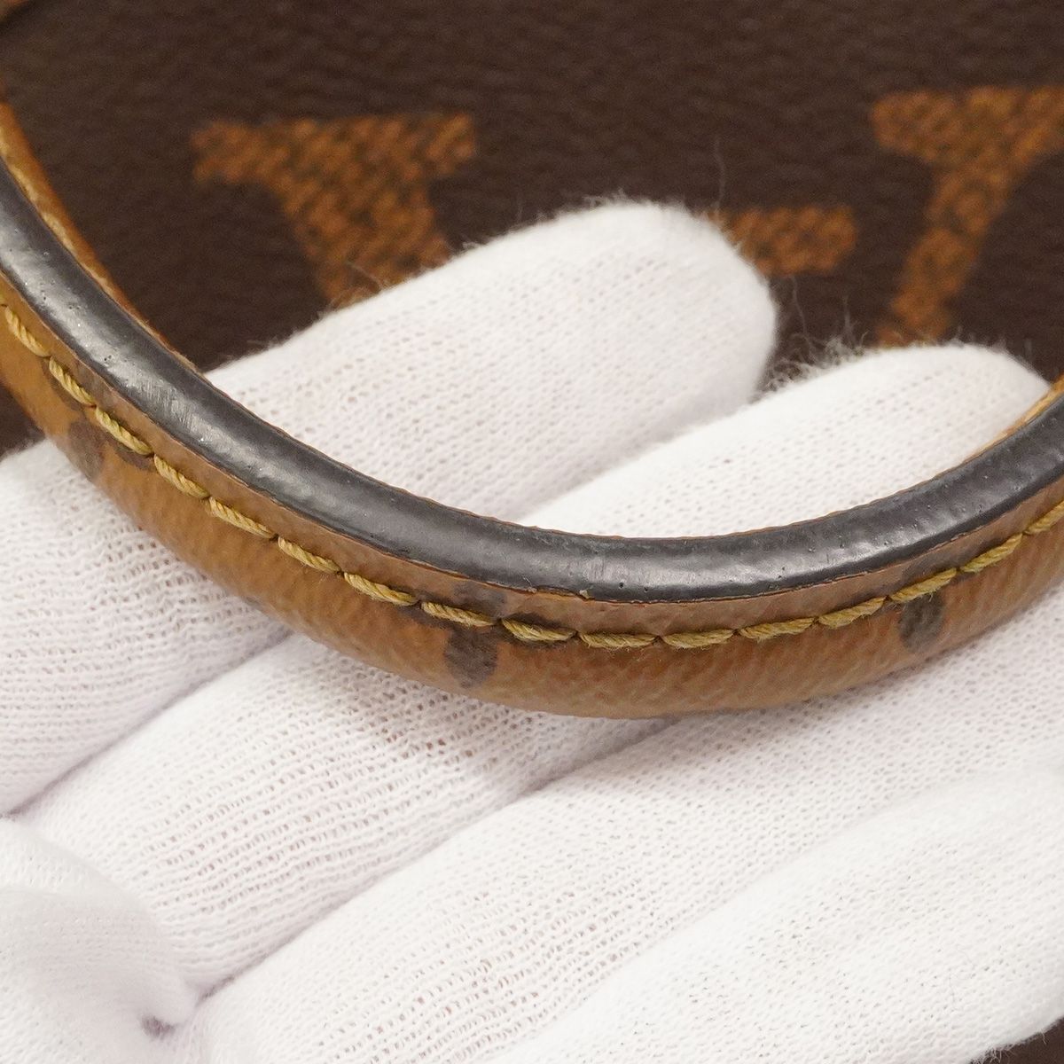 Louis Vuitton Tote Bag Monogram Giant Reverse On The Go MM Brown 2-Way — view 8