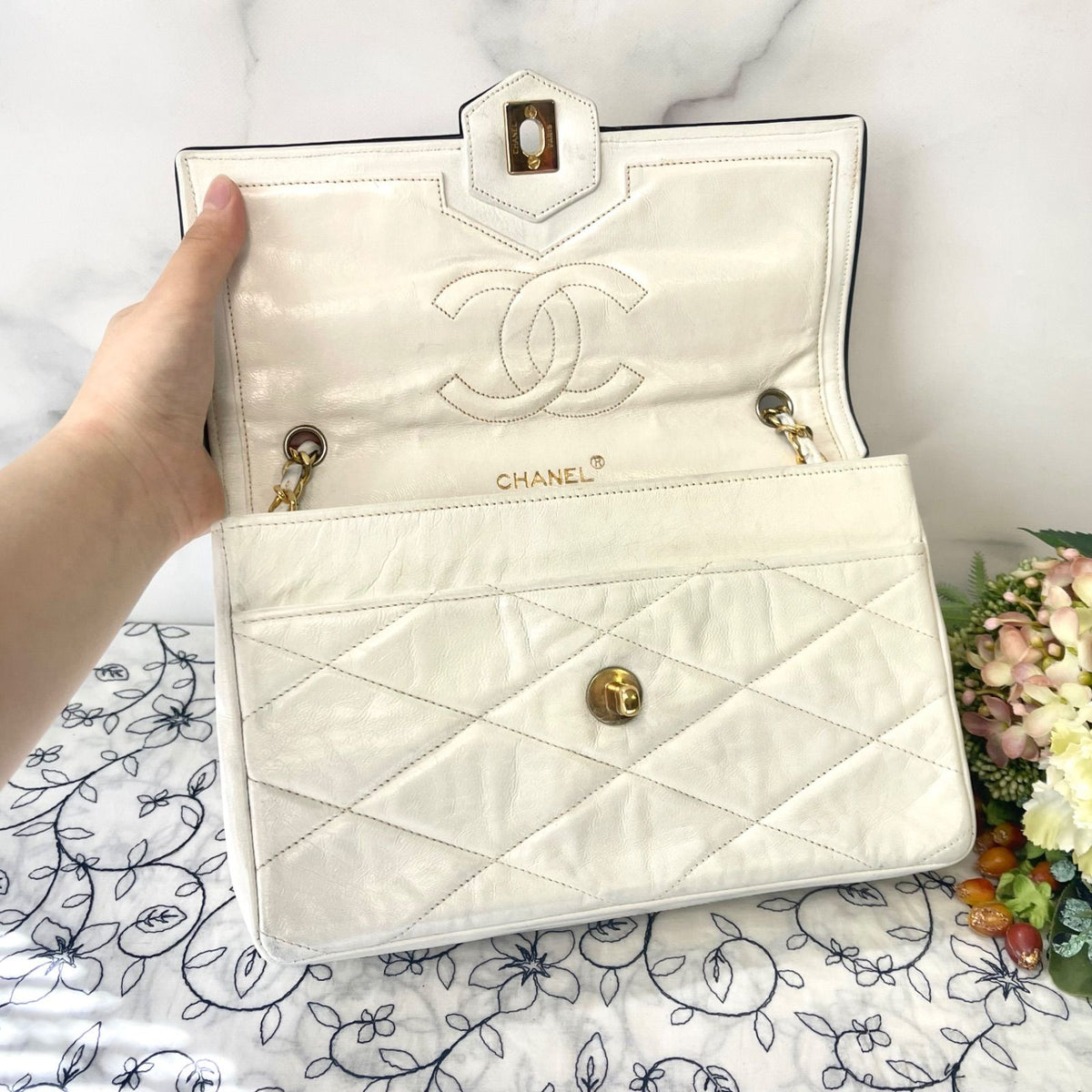 Chanel Vintage Turnlock Chain Shoulder Bag — view 8
