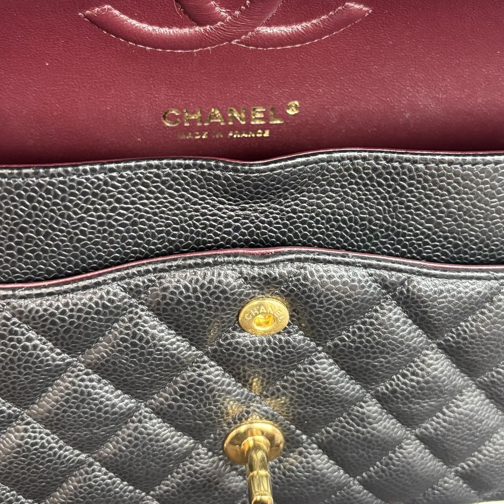 Chanel Shoulder Bag Quilted 25 Double Chain CC Logo Flap Crossbody Caviar — view 8