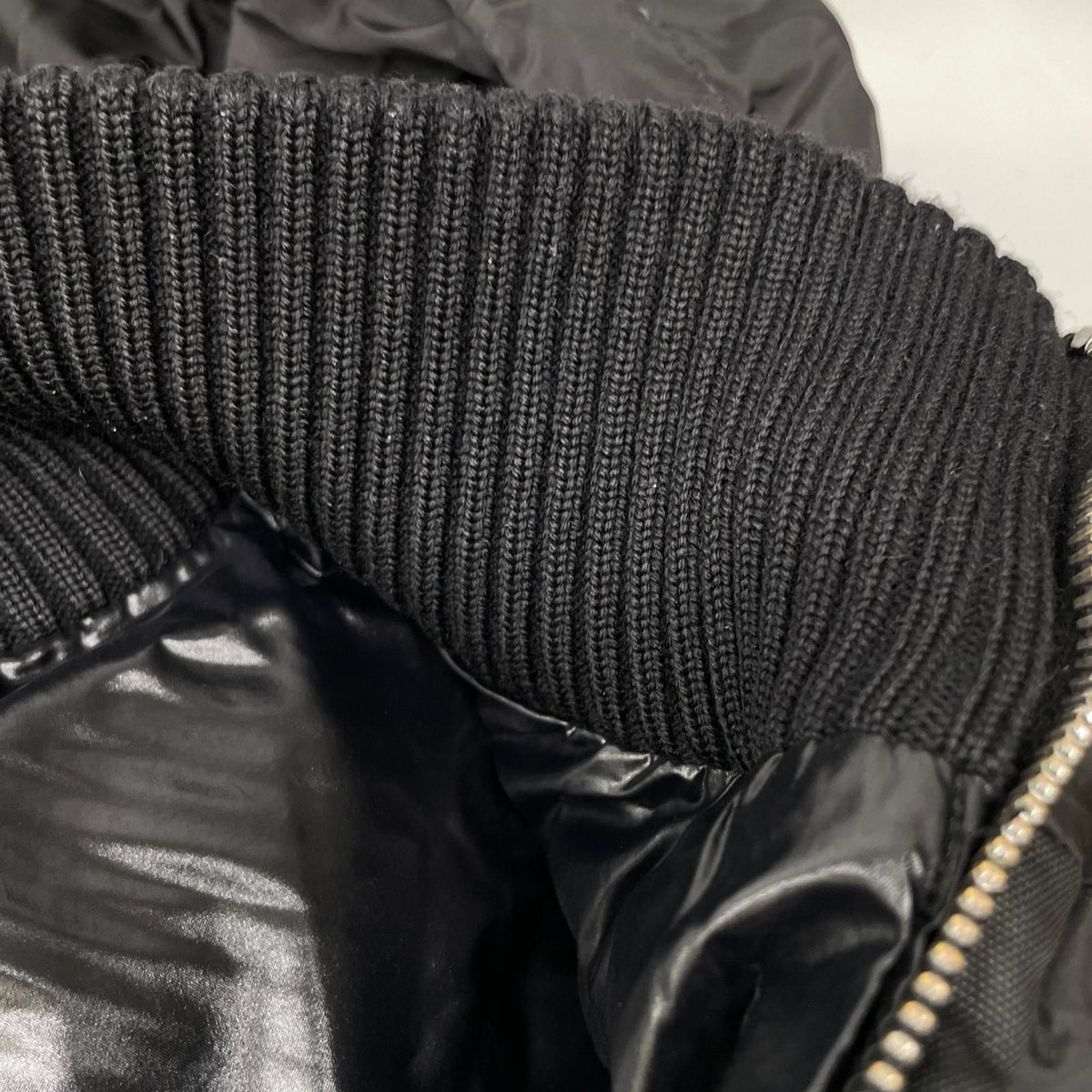 Gucci Black Nylon Down Vest 46 — view 8