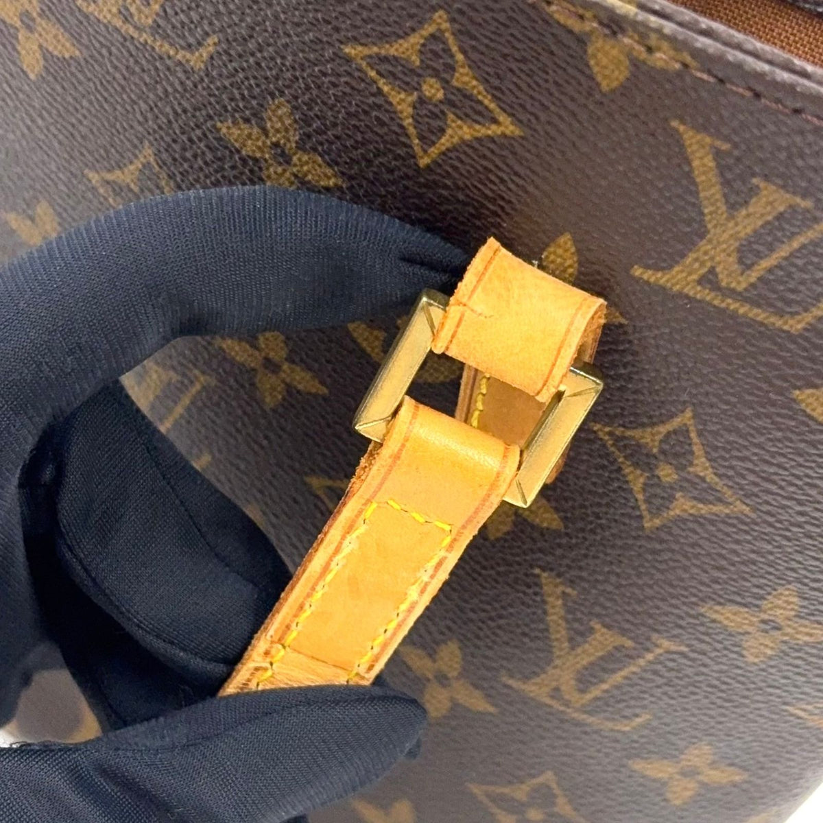 Louis Vuitton Vavin PM Monogram Leather Brown Handle Gold Handbag — view 8