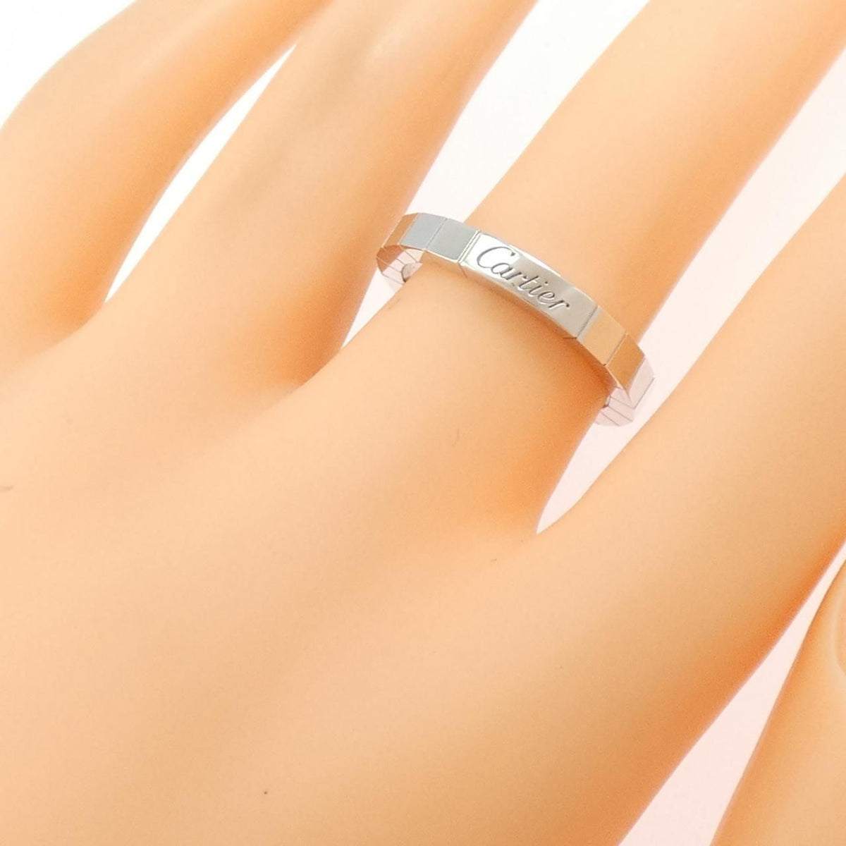 Cartier Lanieres Ring White Gold — view 3